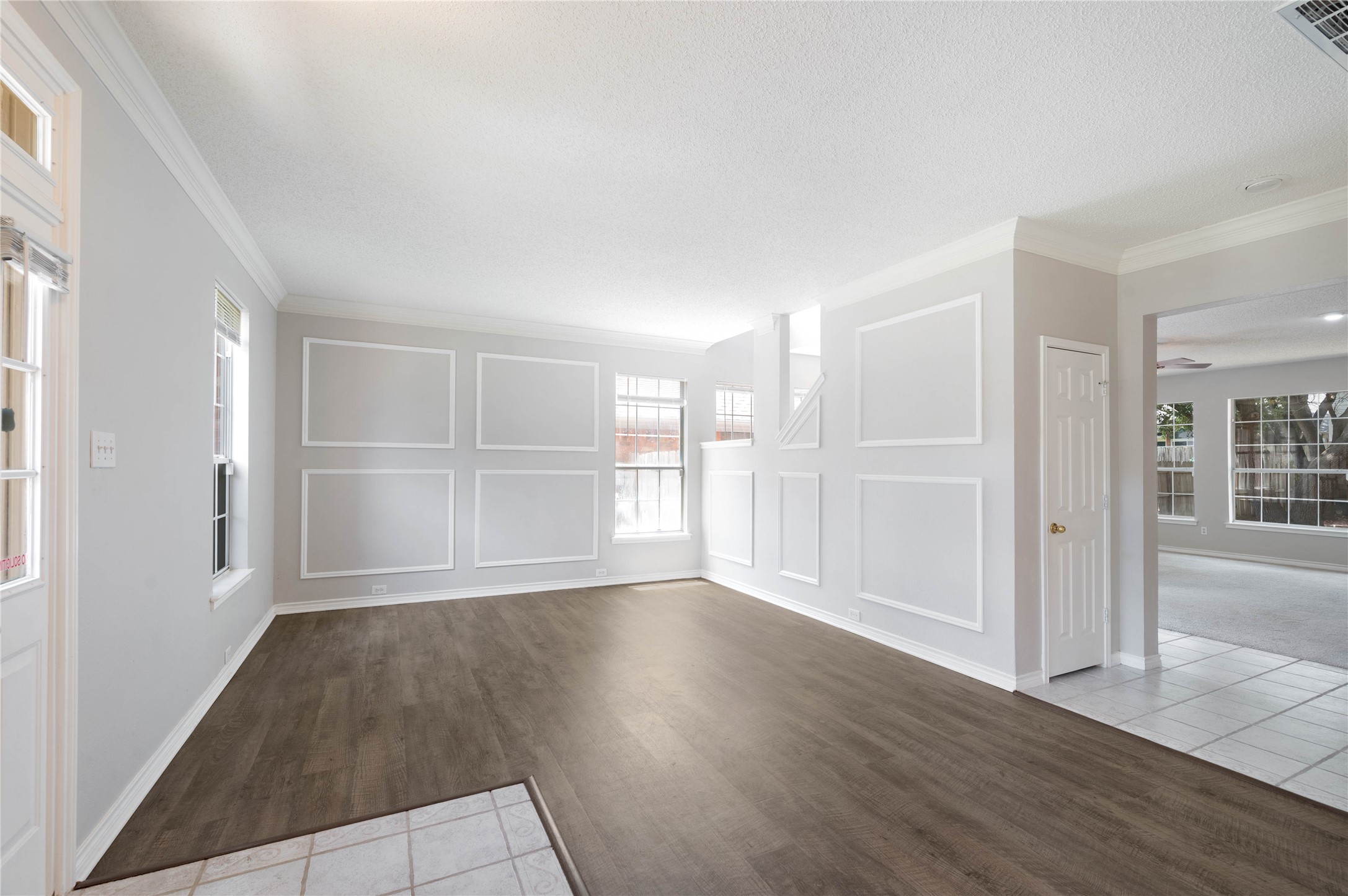 6114 Pinwood Cr