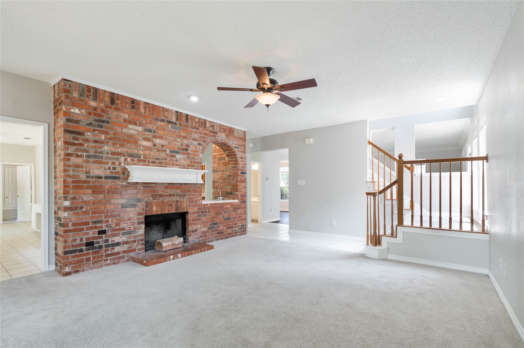 6114 Pinwood Cr