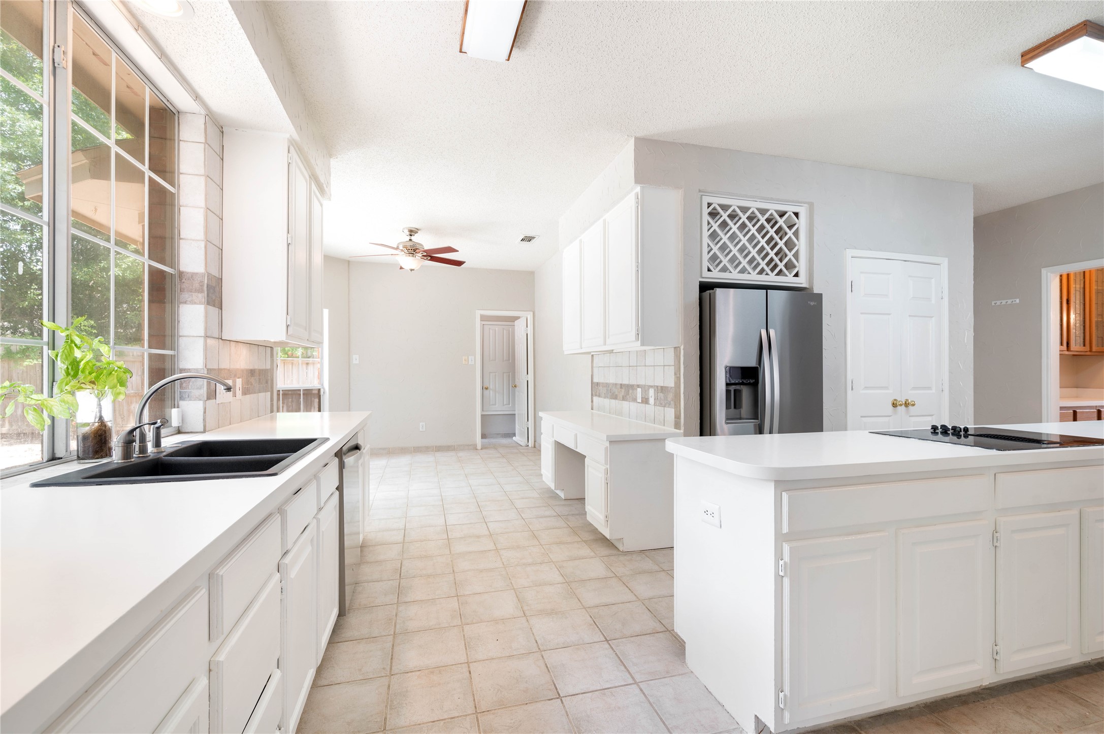 6114 Pinwood Cr