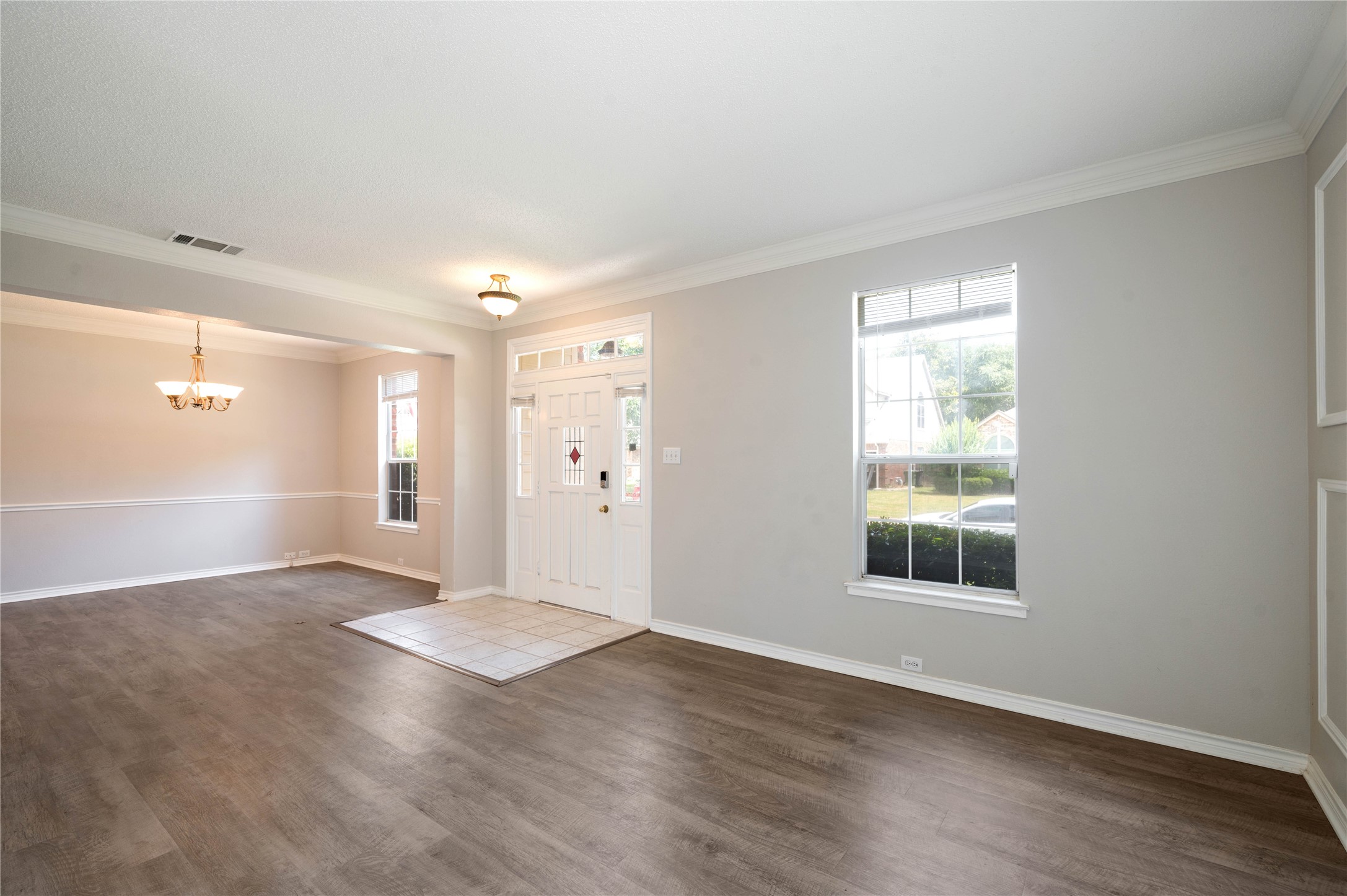 6114 Pinwood Cr