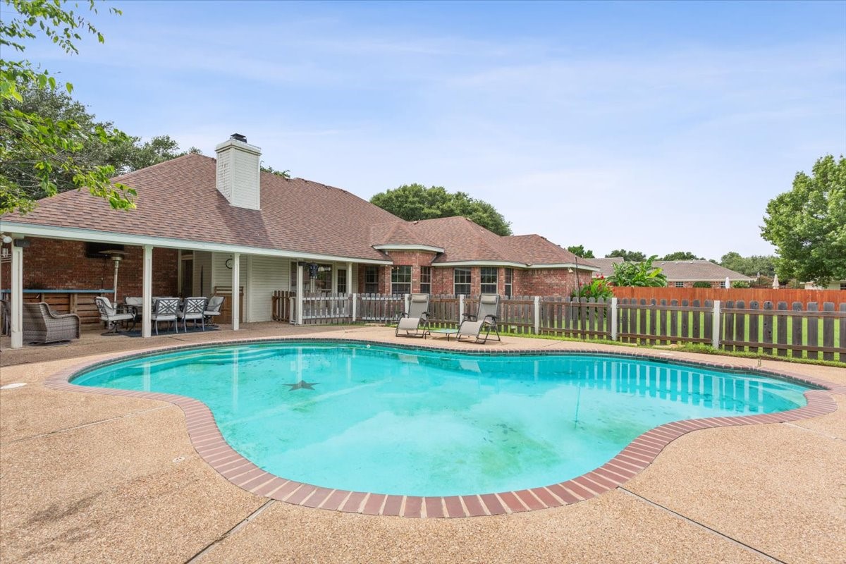 1102 Evening Sun Lane