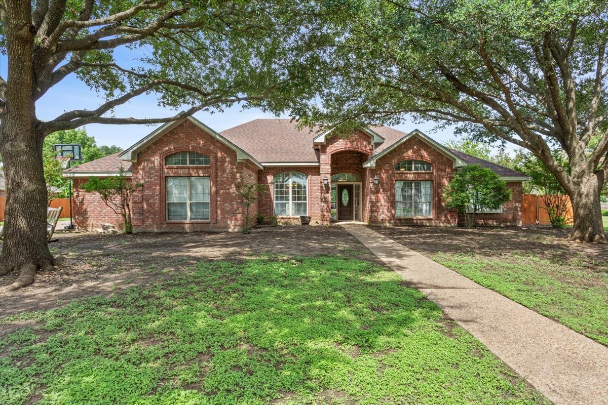 1102 Evening Sun Lane