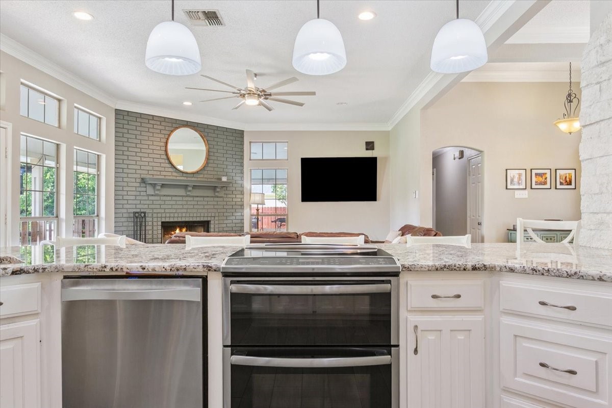 1102 Evening Sun Lane