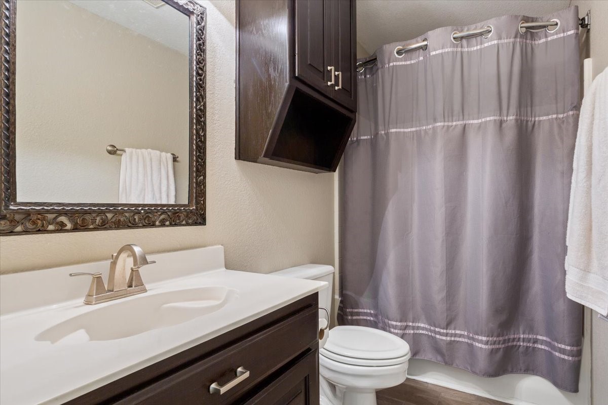 1102 Evening Sun Lane