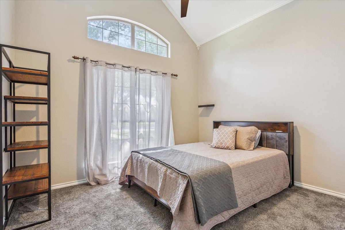 1102 Evening Sun Lane