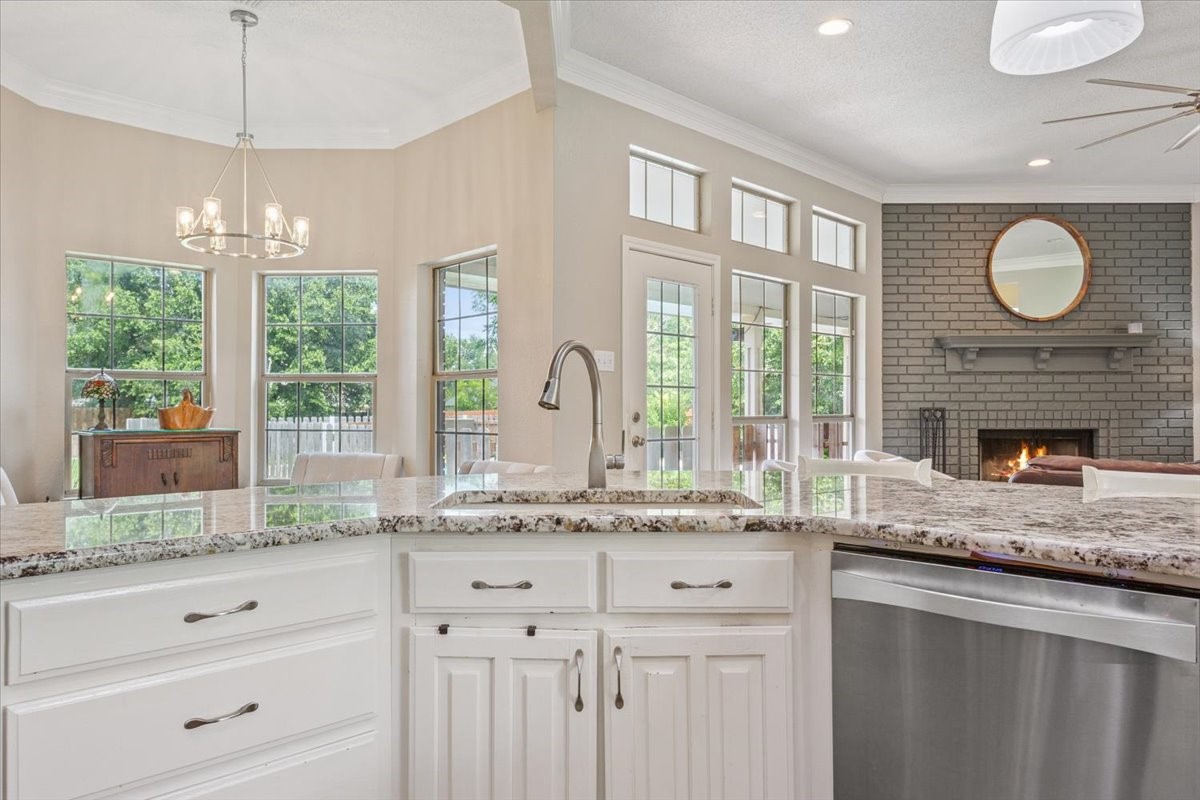 1102 Evening Sun Lane