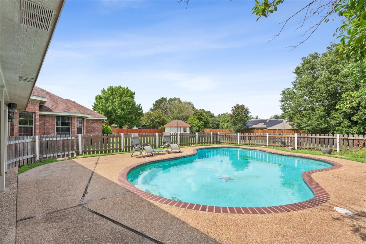 1102 Evening Sun Lane