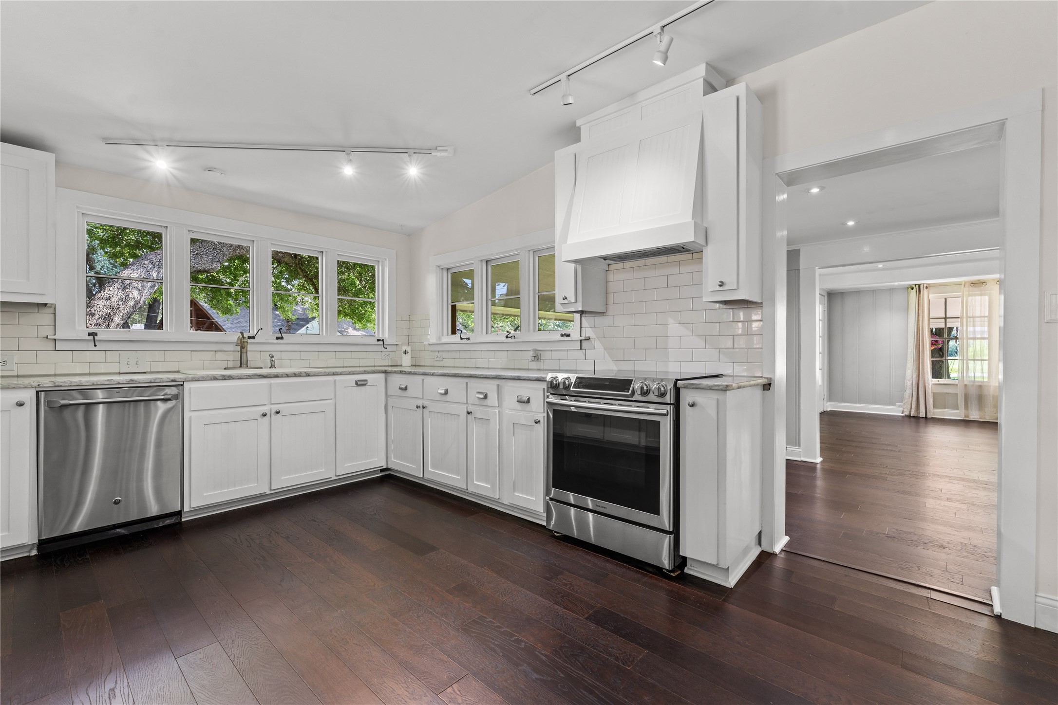 419 Oriental Road