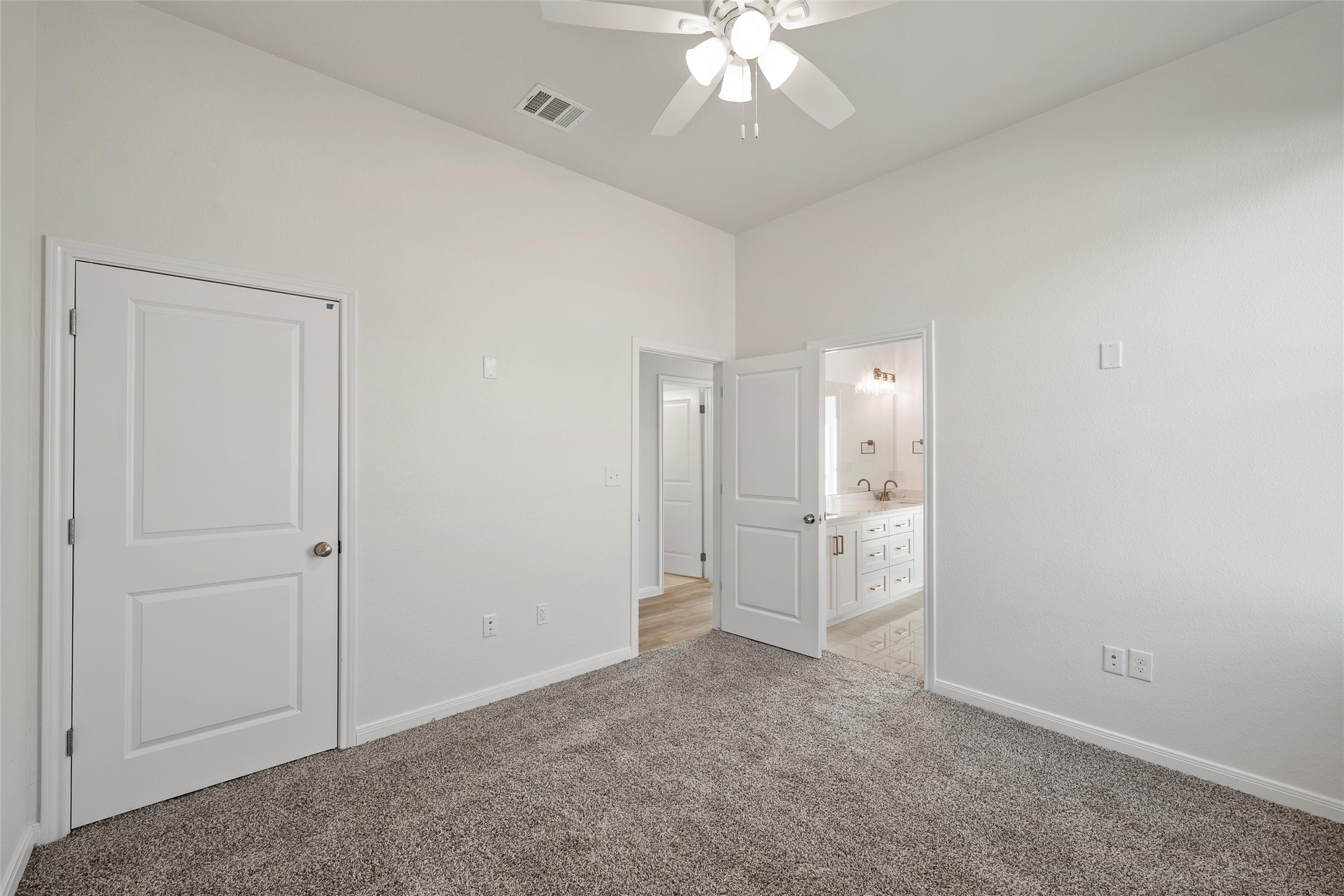 912 Gallant Fox Road