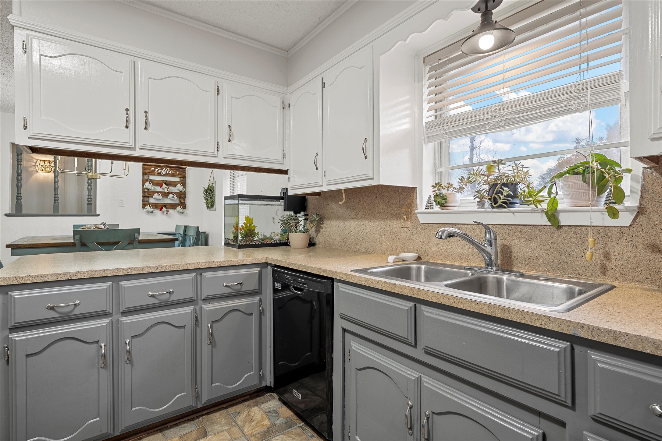107 Woody Ray Drive