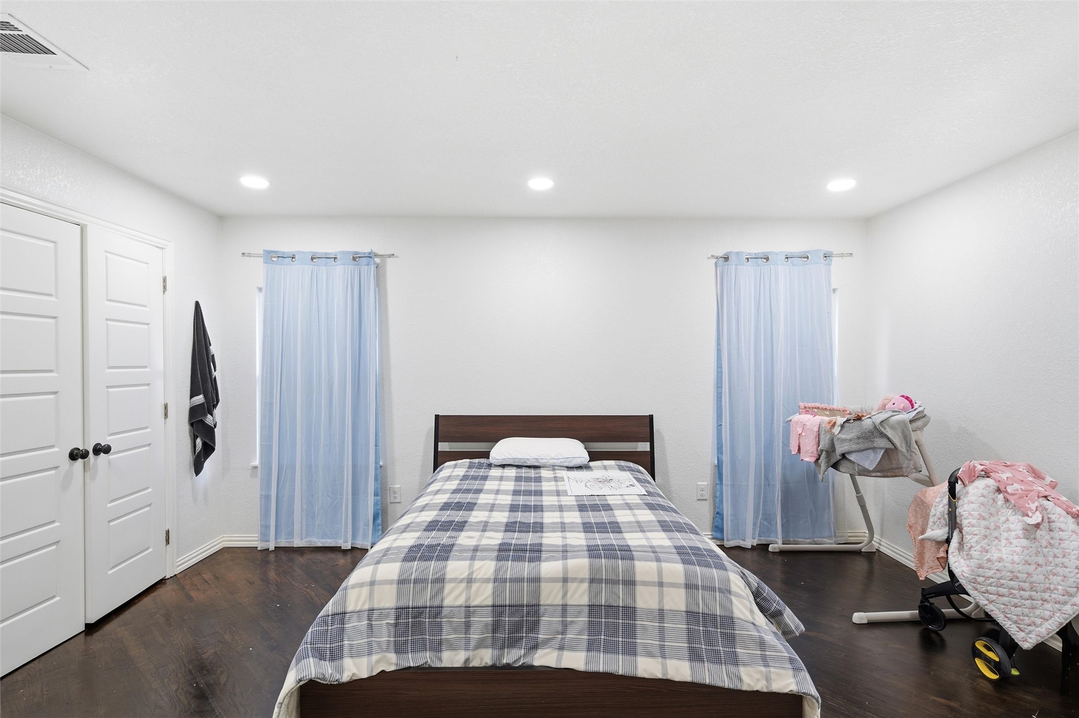 1020 E Walnut Street