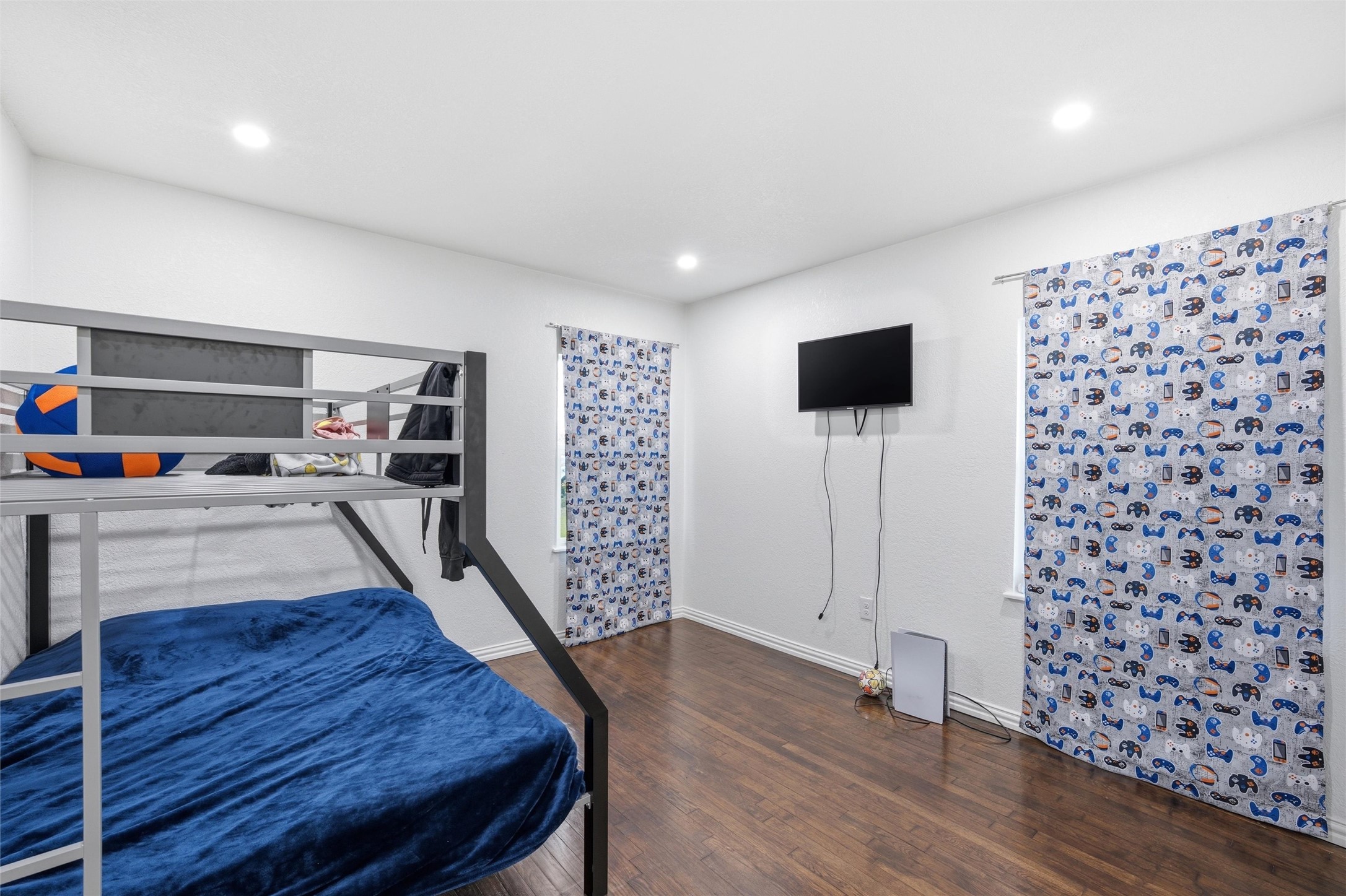 1020 E Walnut Street