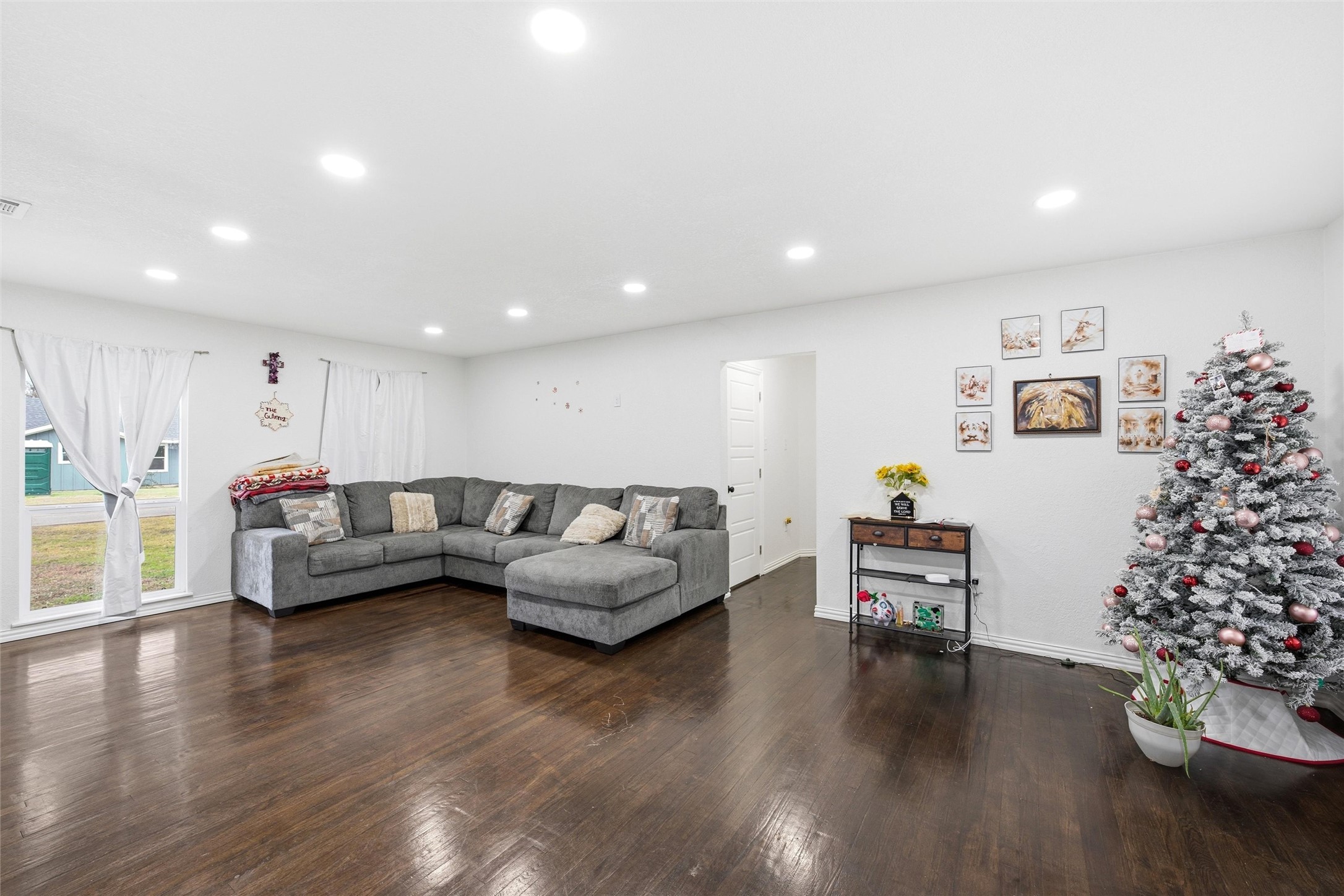 1020 E Walnut Street