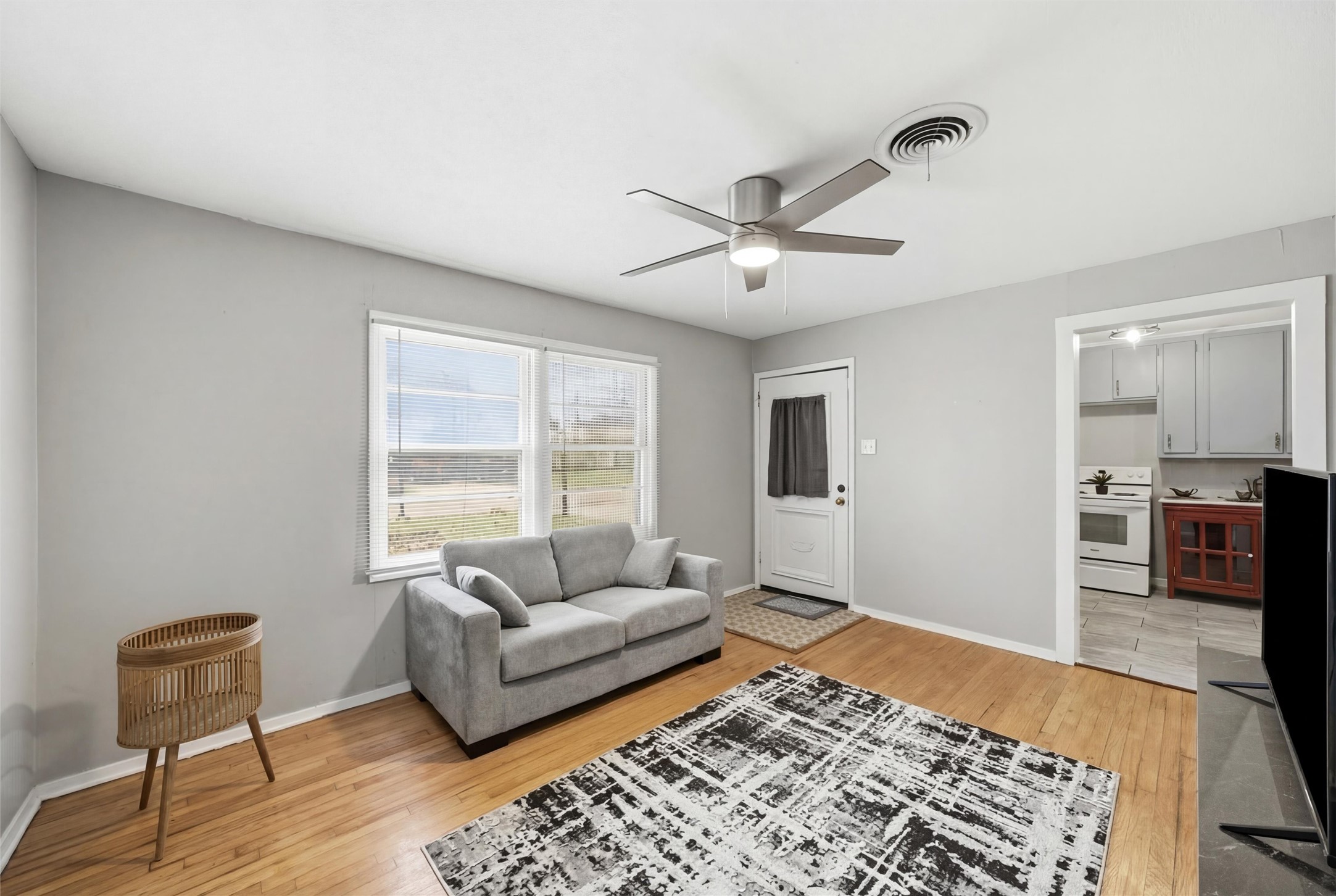 2524 S 27th Street