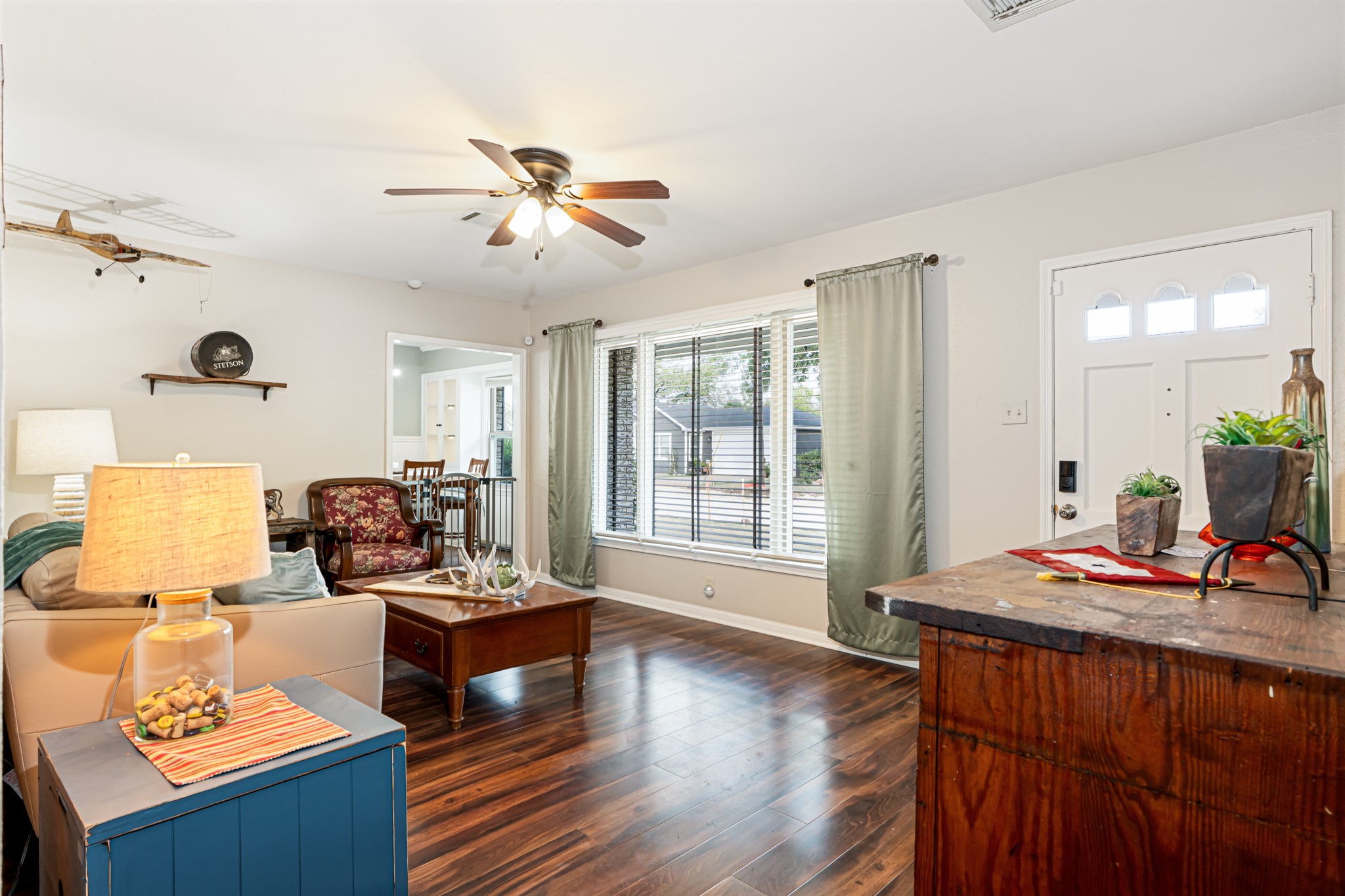 1500 W 10th Street