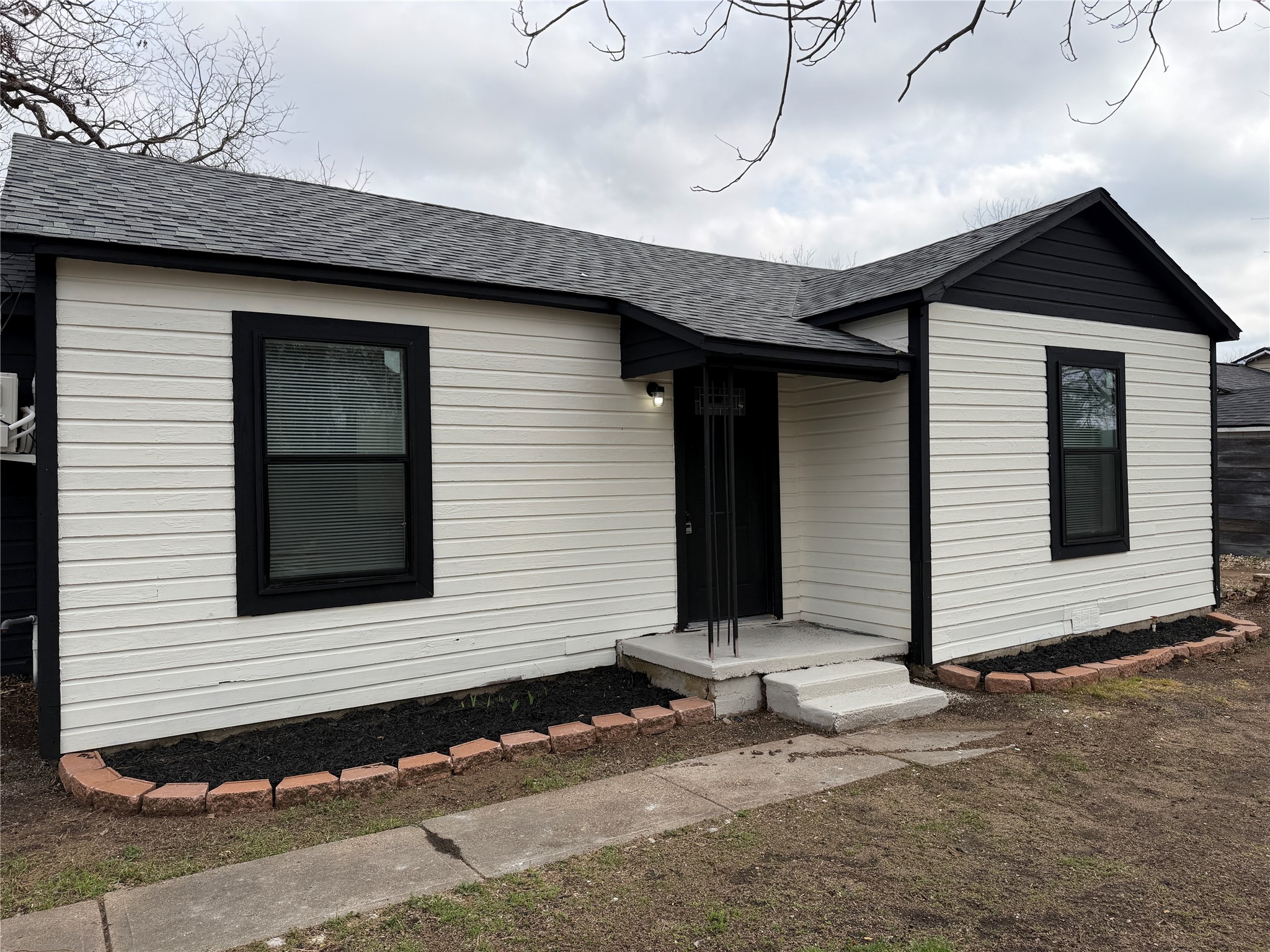 1216 Holly Vista Street