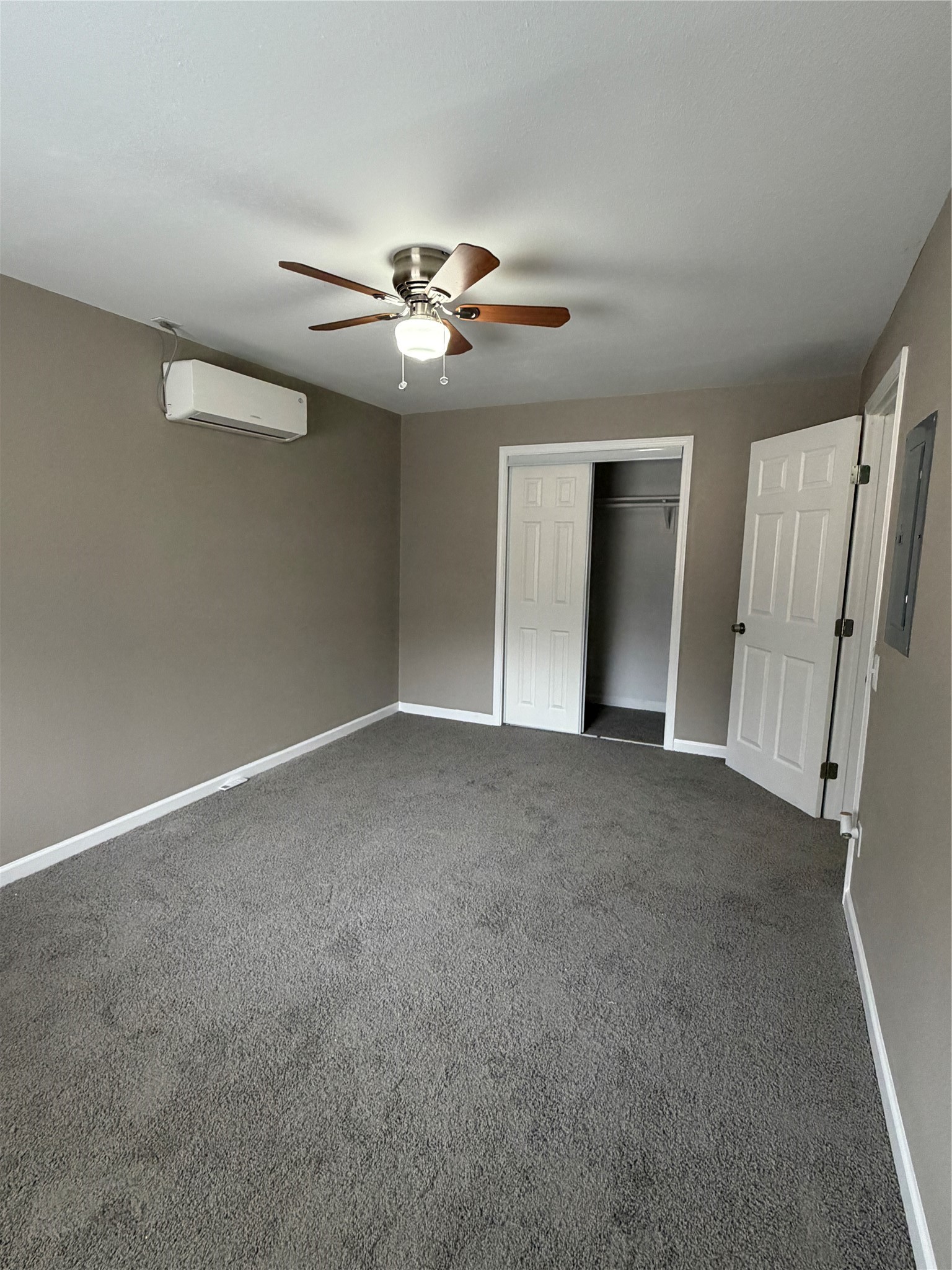 1216 Holly Vista Street