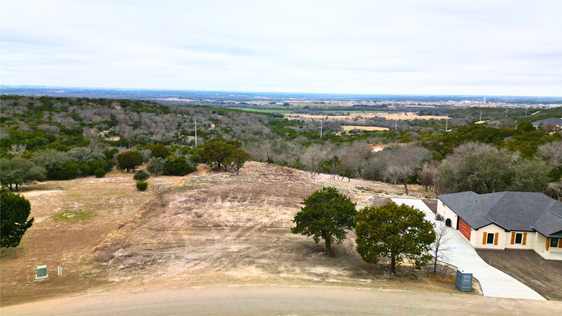 1011 Cedar Ridge