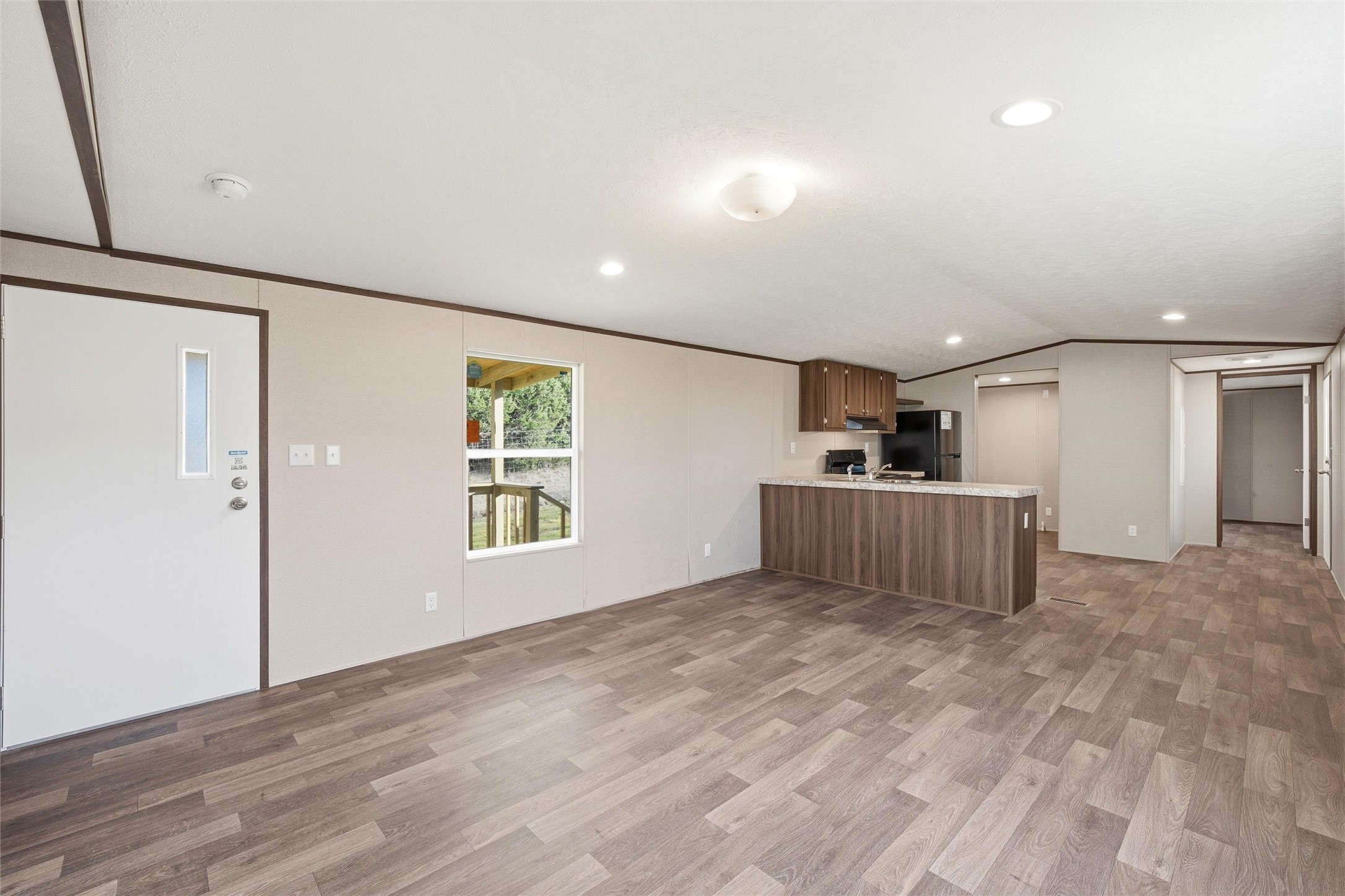 618 E 6th Street A