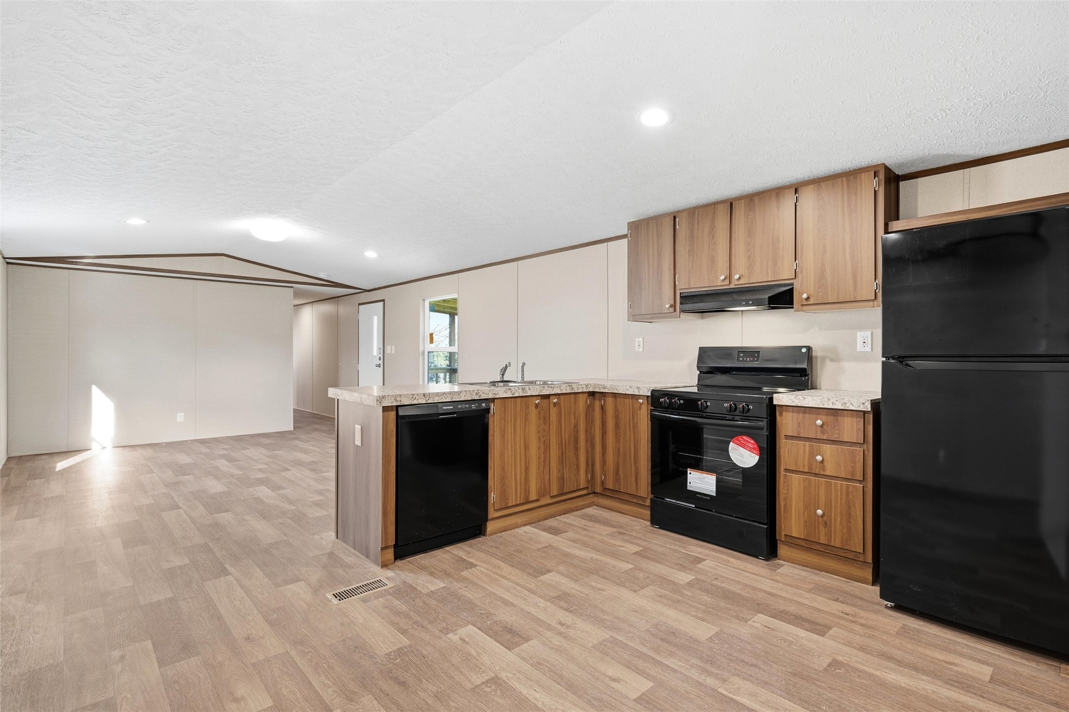 618 E 6th Street A