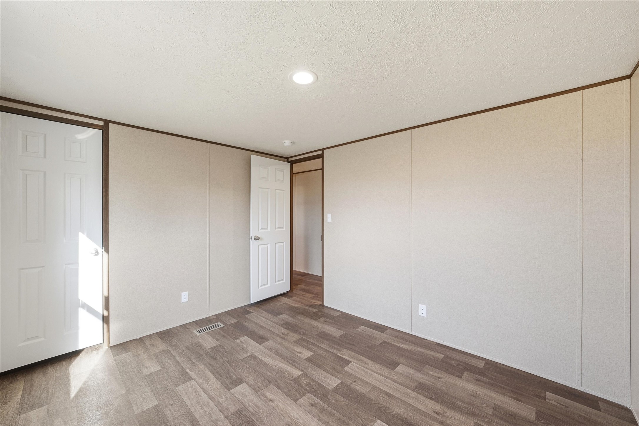 618 E 6th Street A