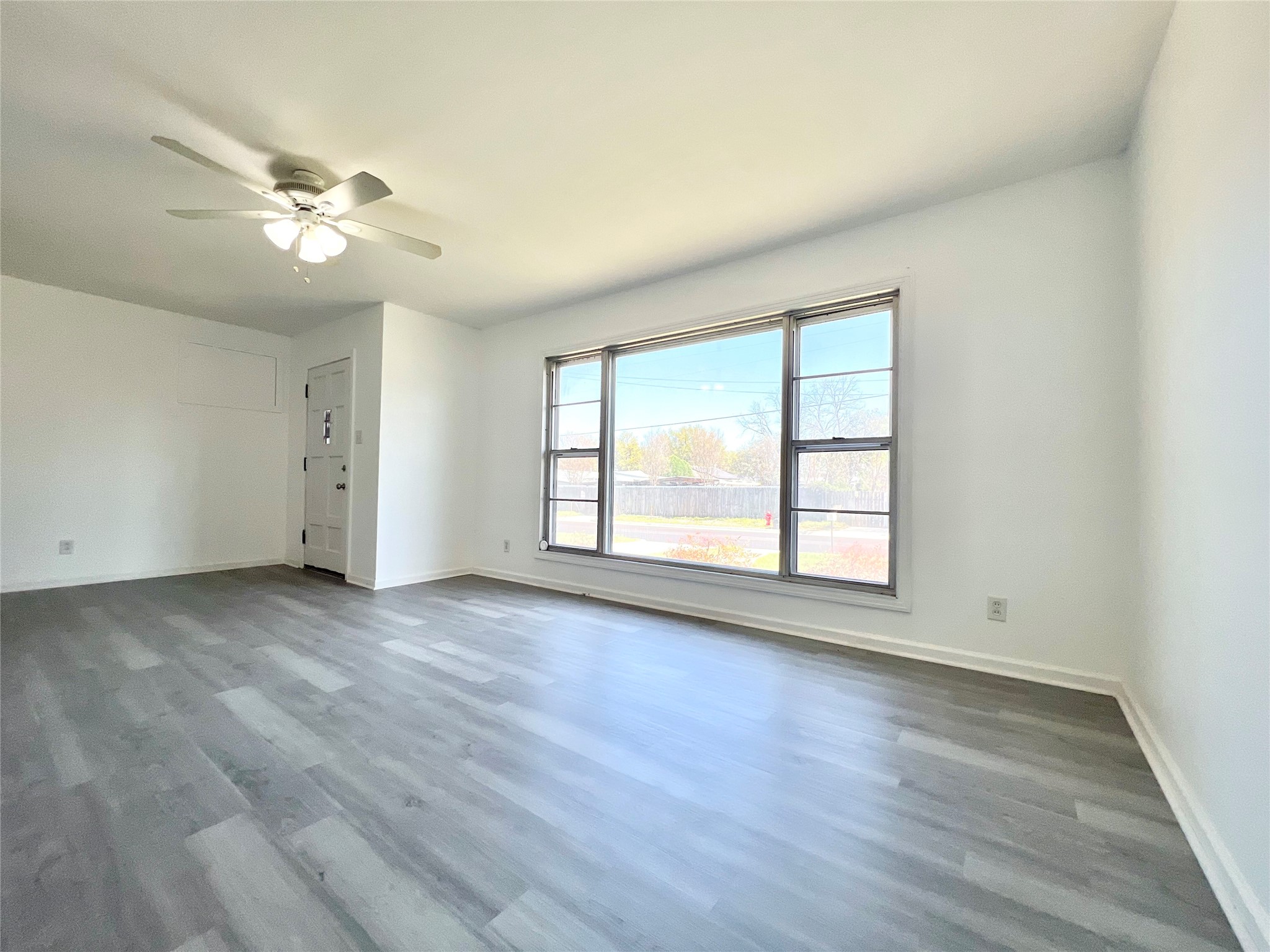 1205 W 10th Street