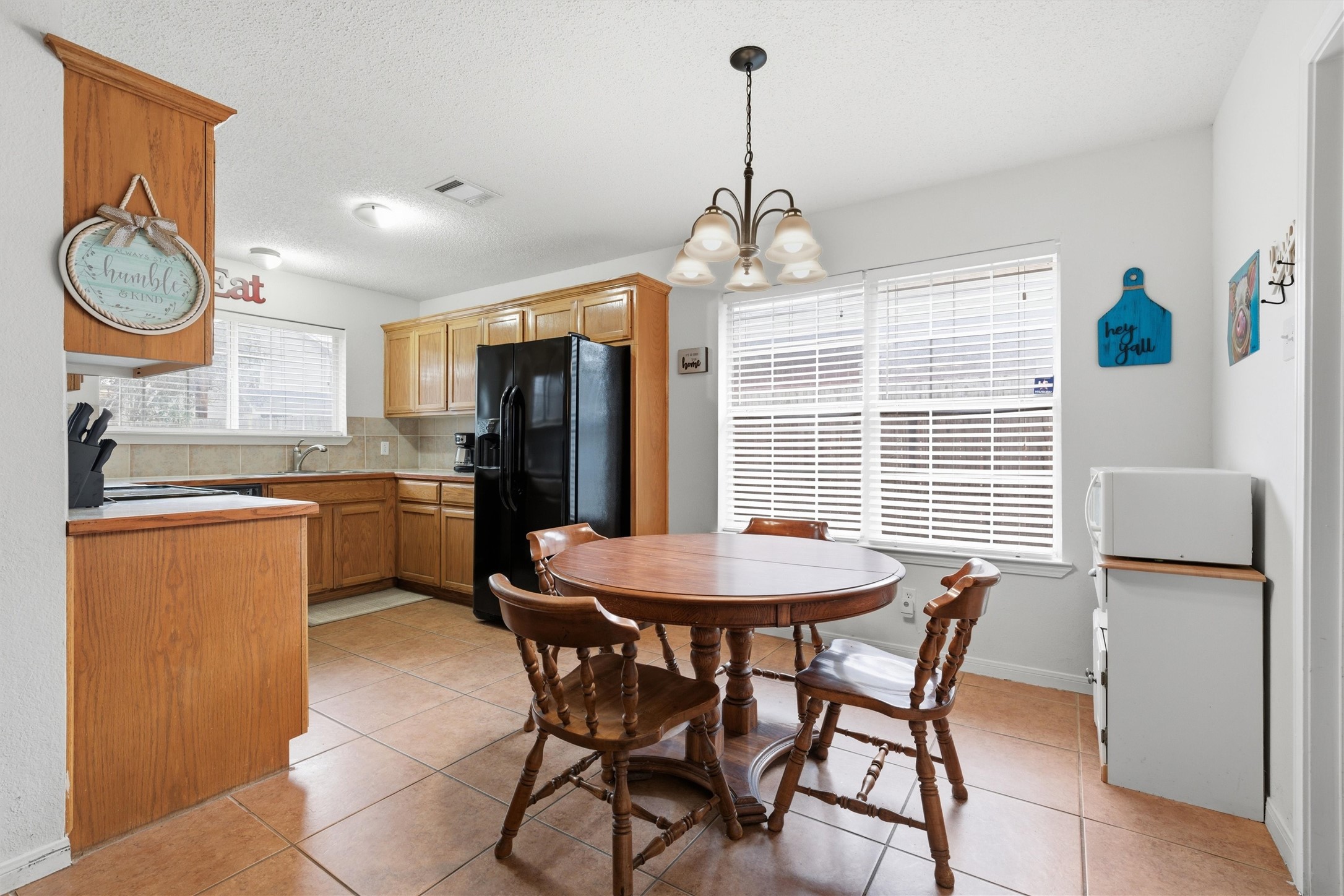 6605 Emerald Drive
