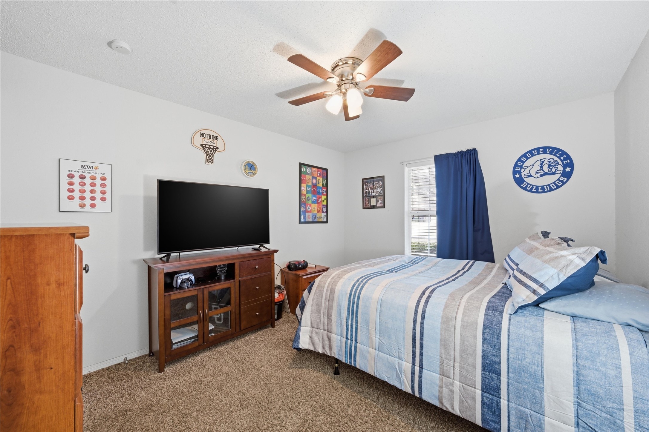 6605 Emerald Drive