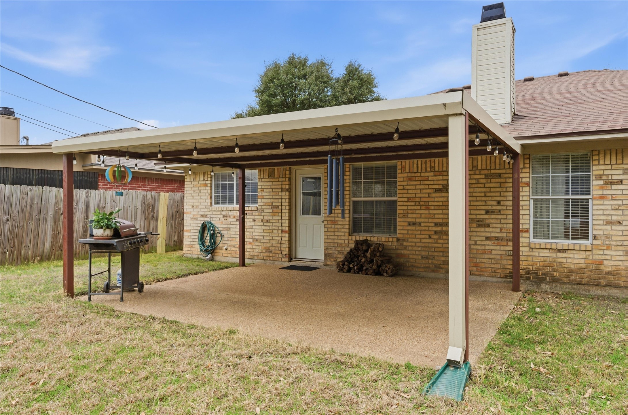 6605 Emerald Drive