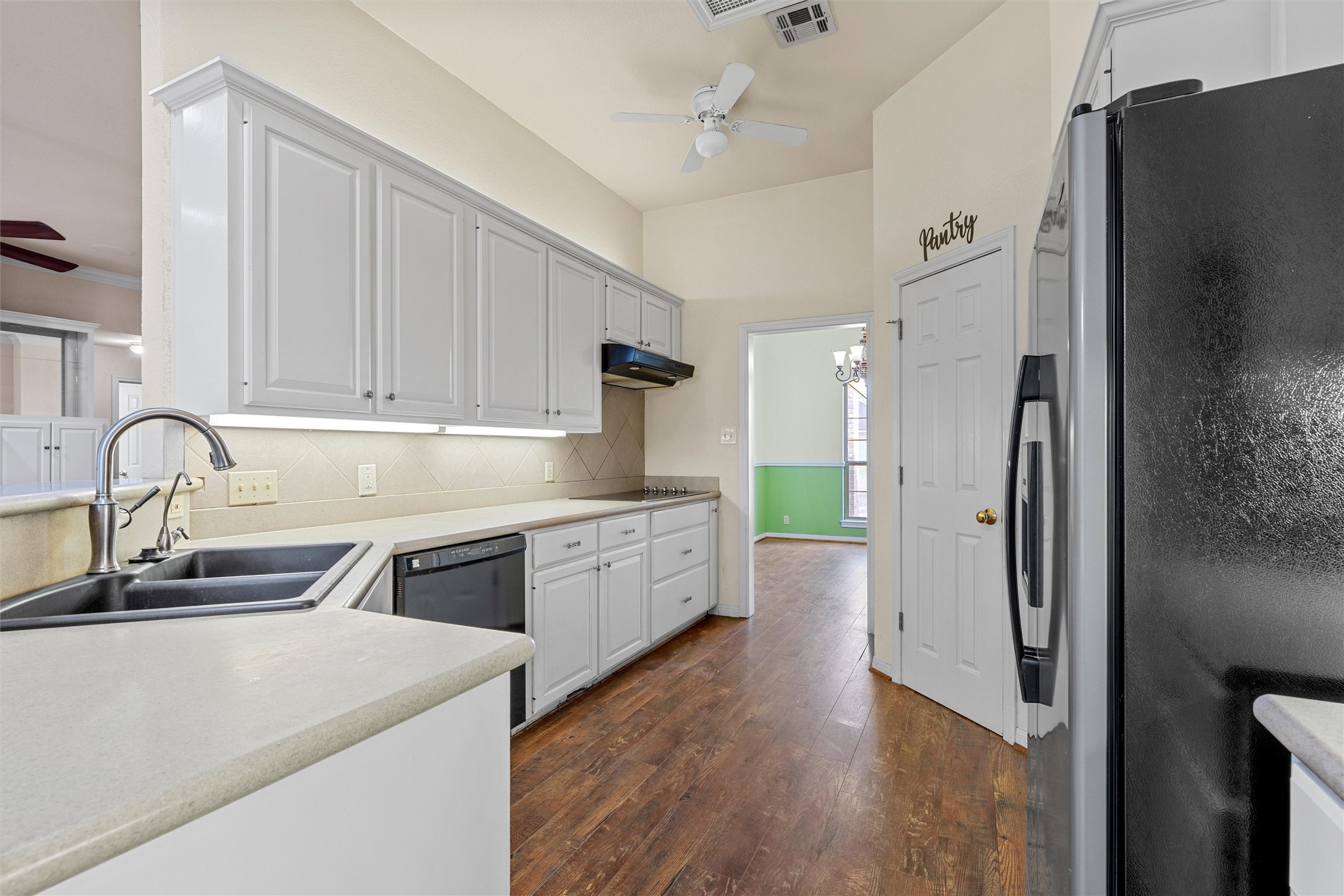 108 Hidden Oaks Drive