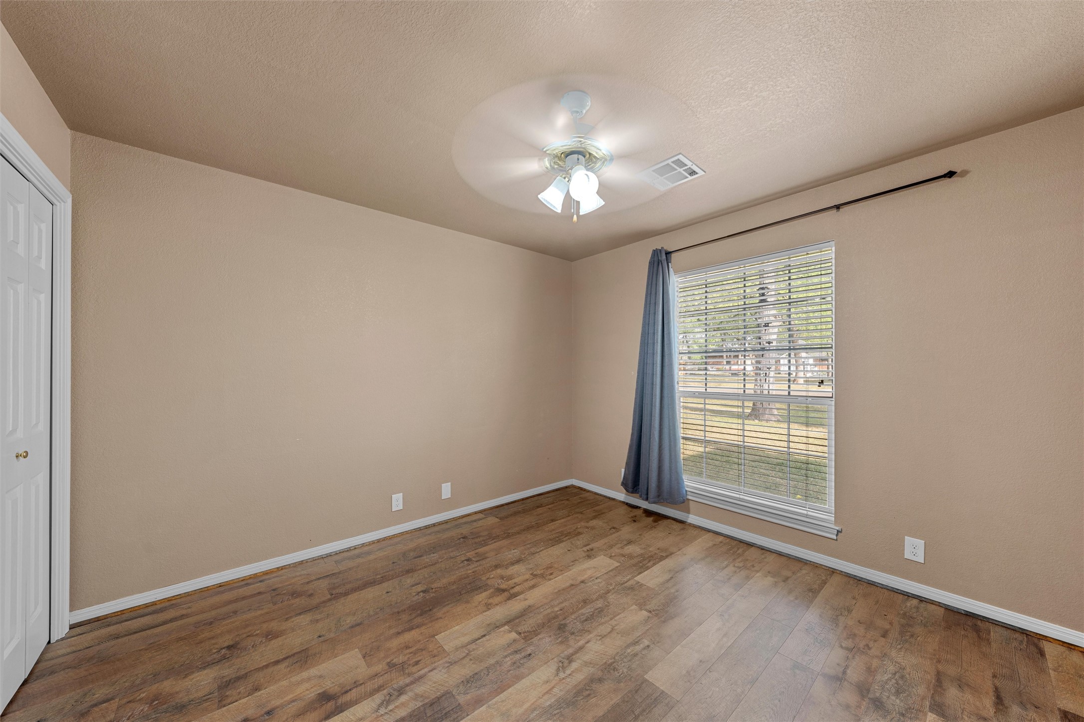 108 Hidden Oaks Drive
