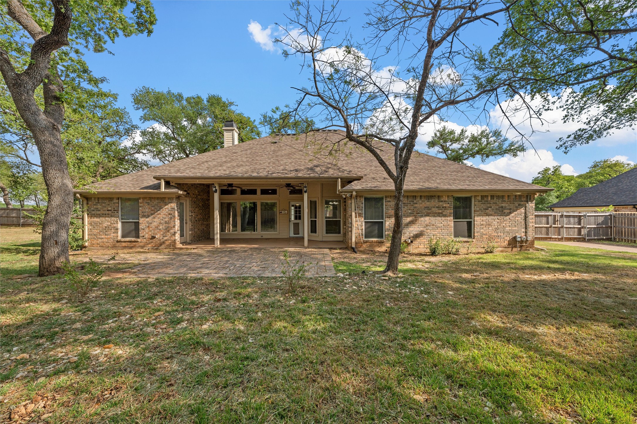 108 Hidden Oaks Drive