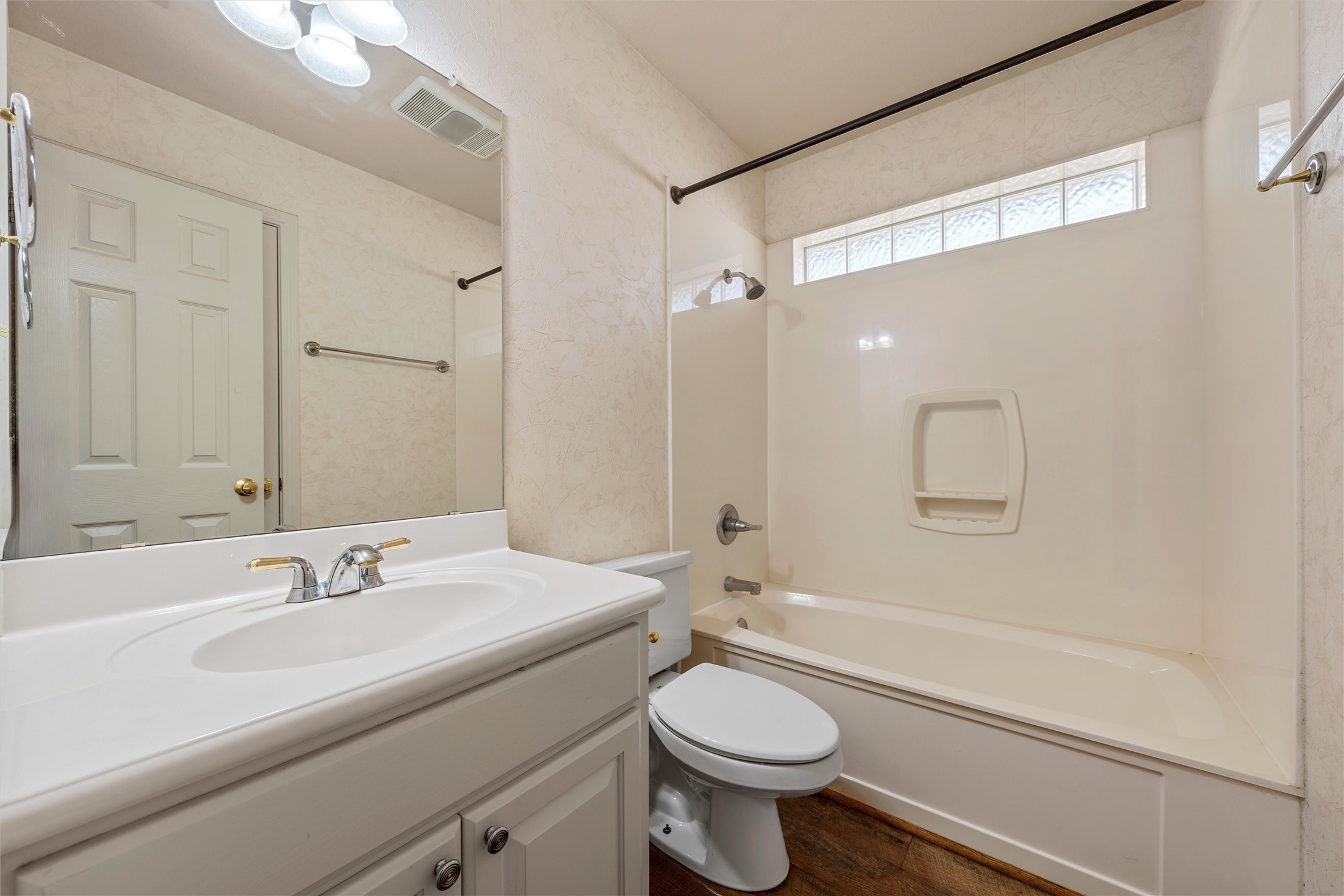 108 Hidden Oaks Drive