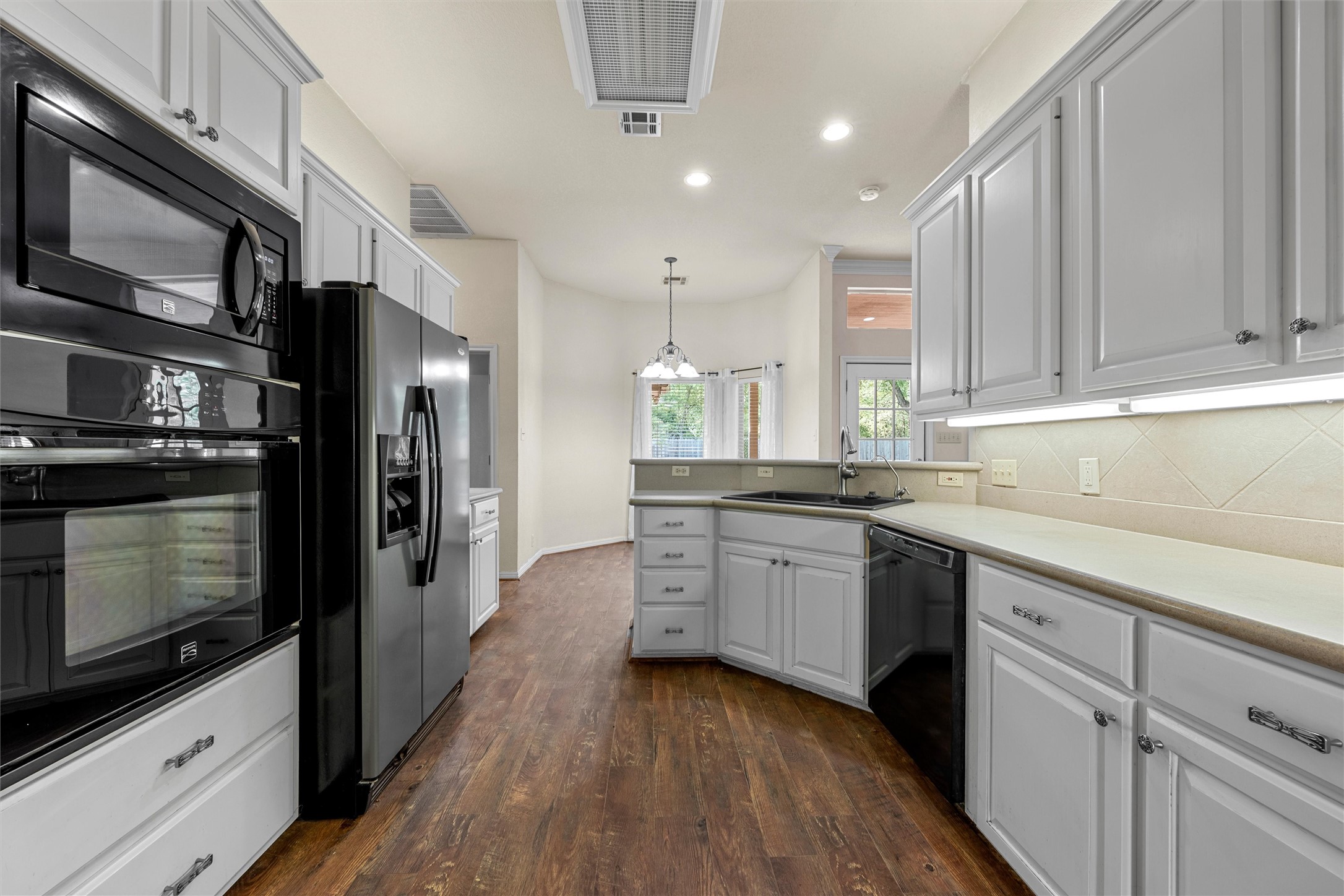 108 Hidden Oaks Drive