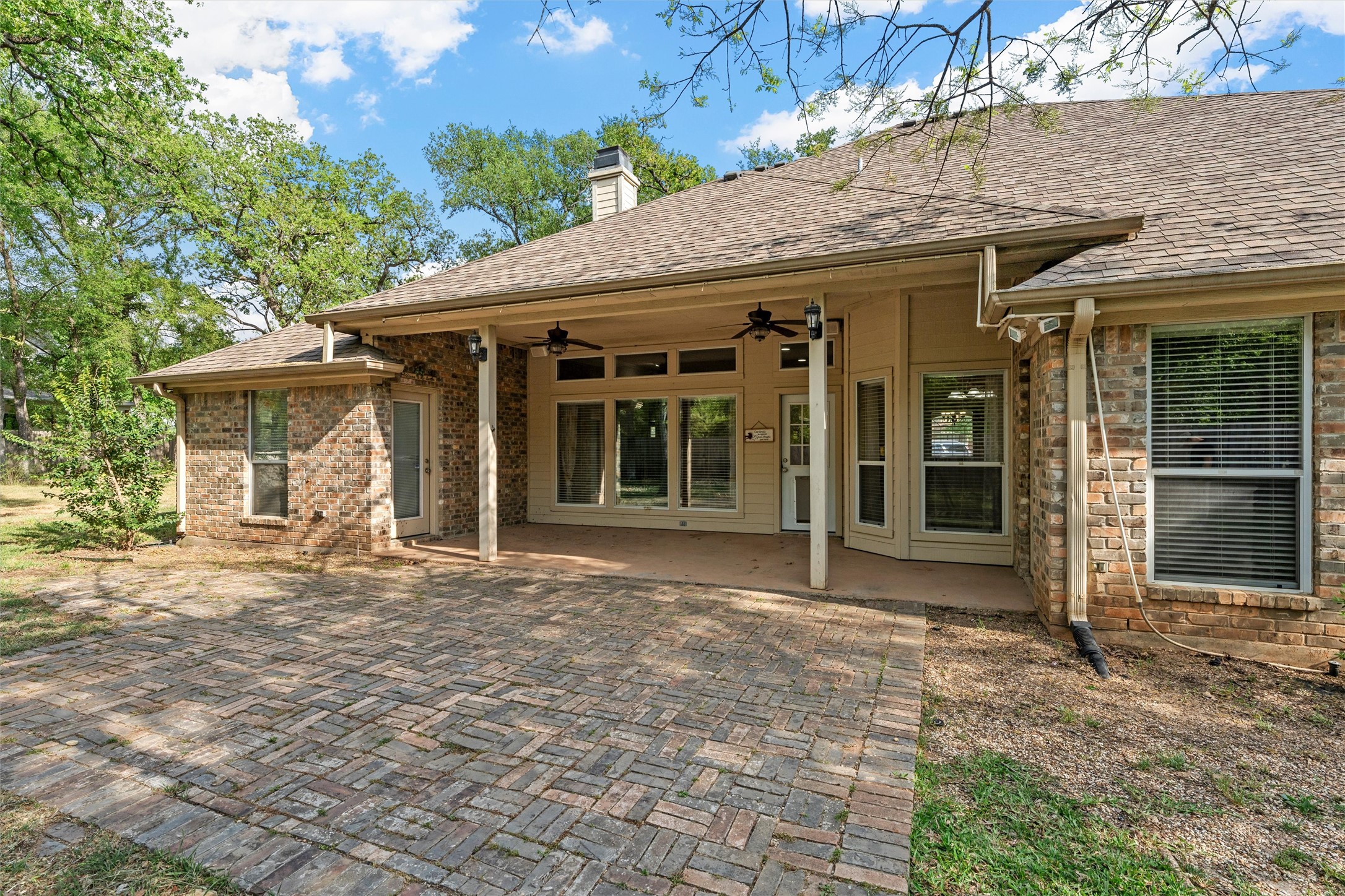 108 Hidden Oaks Drive