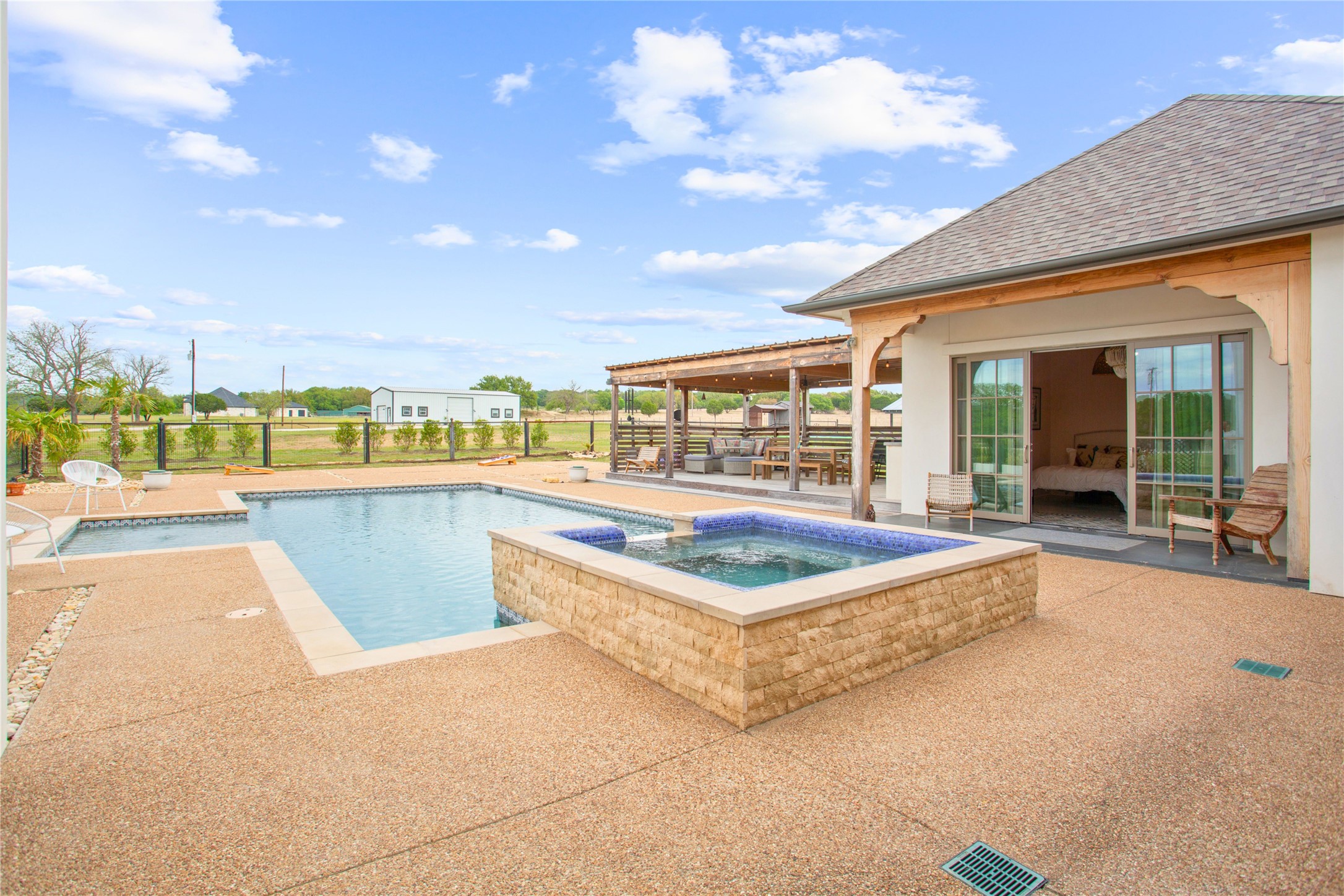 474 Private Road 305