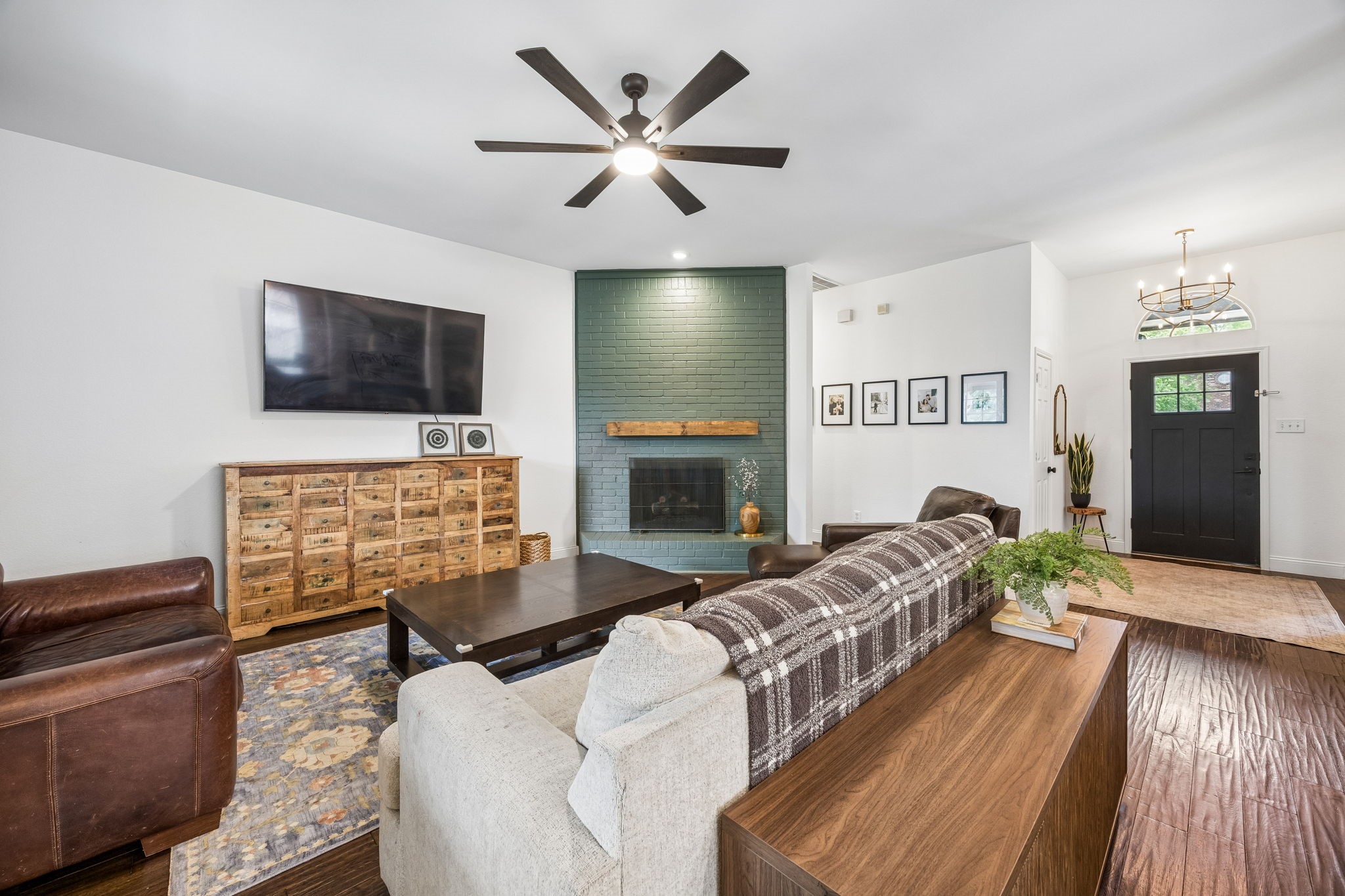 5021 Daisy Court