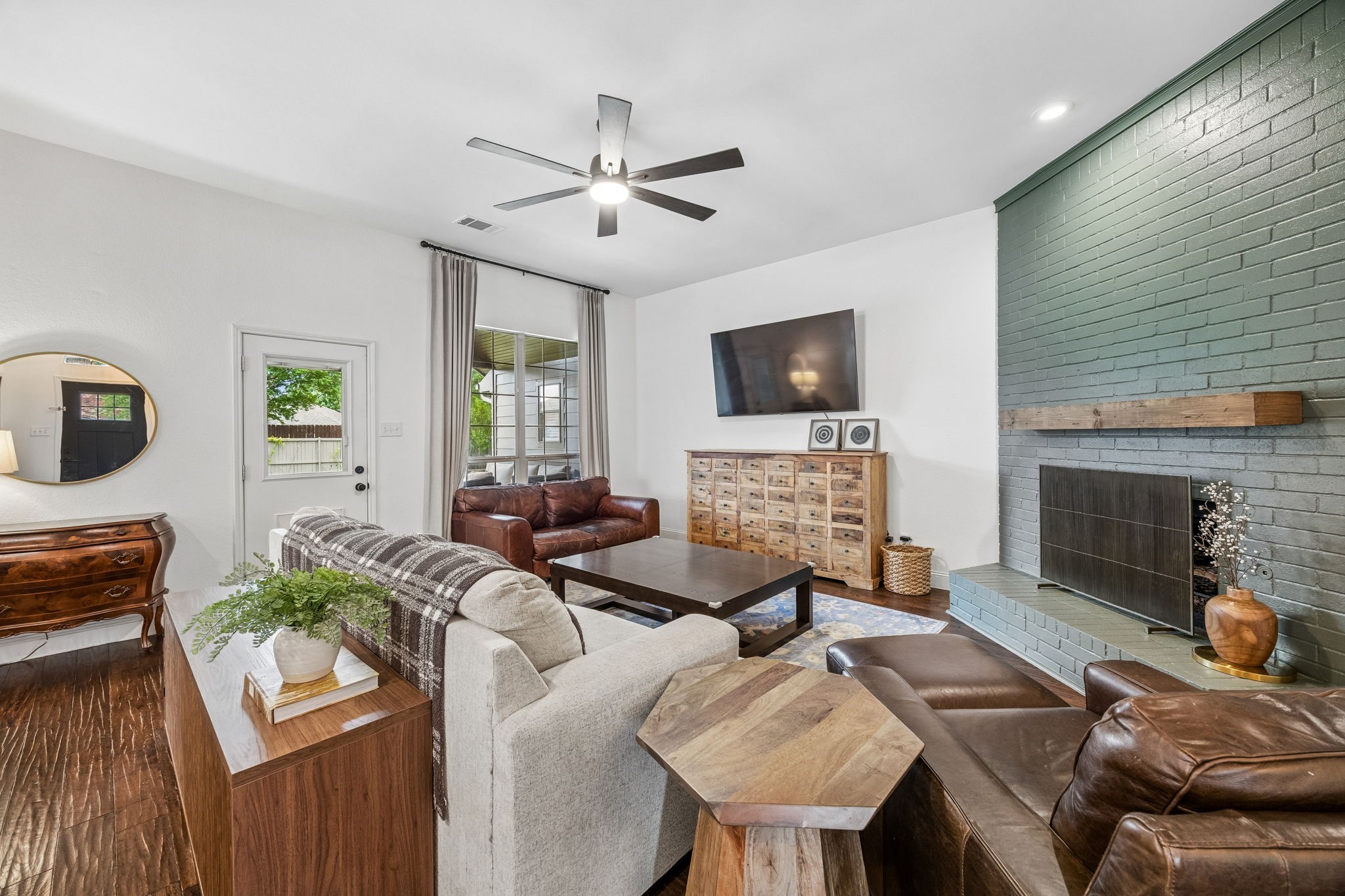 5021 Daisy Court