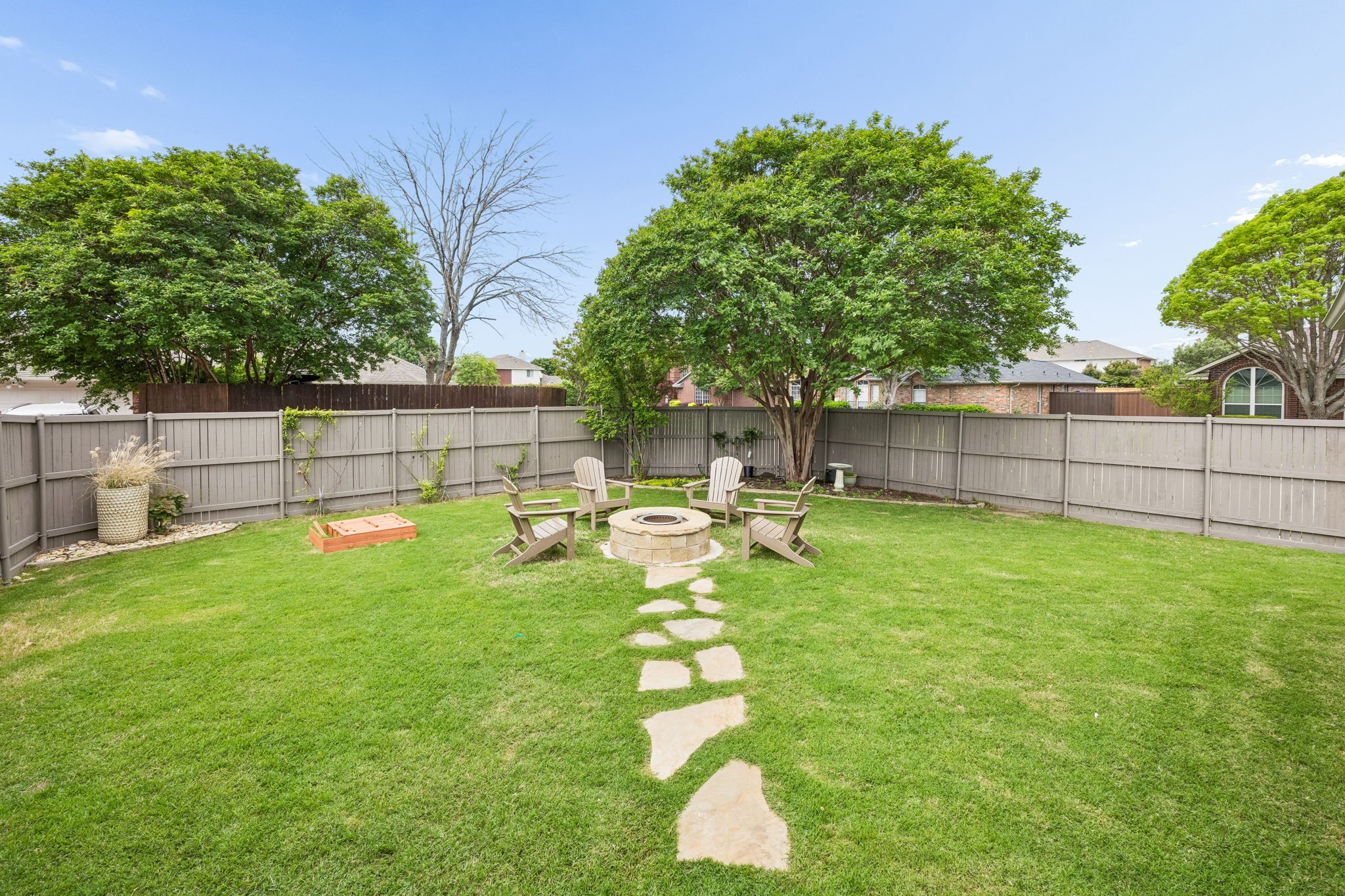 5021 Daisy Court