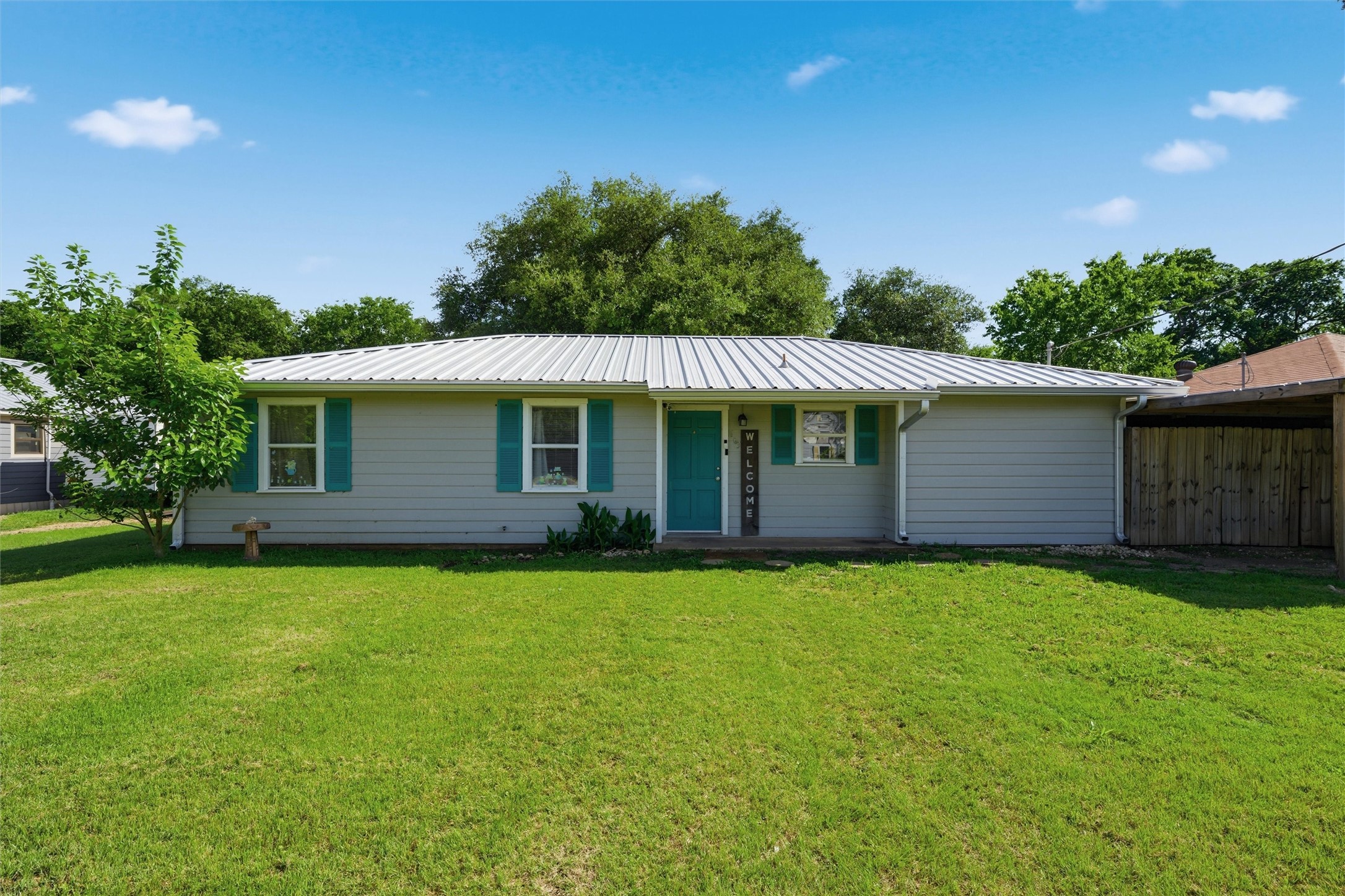 103 Mooney Avenue