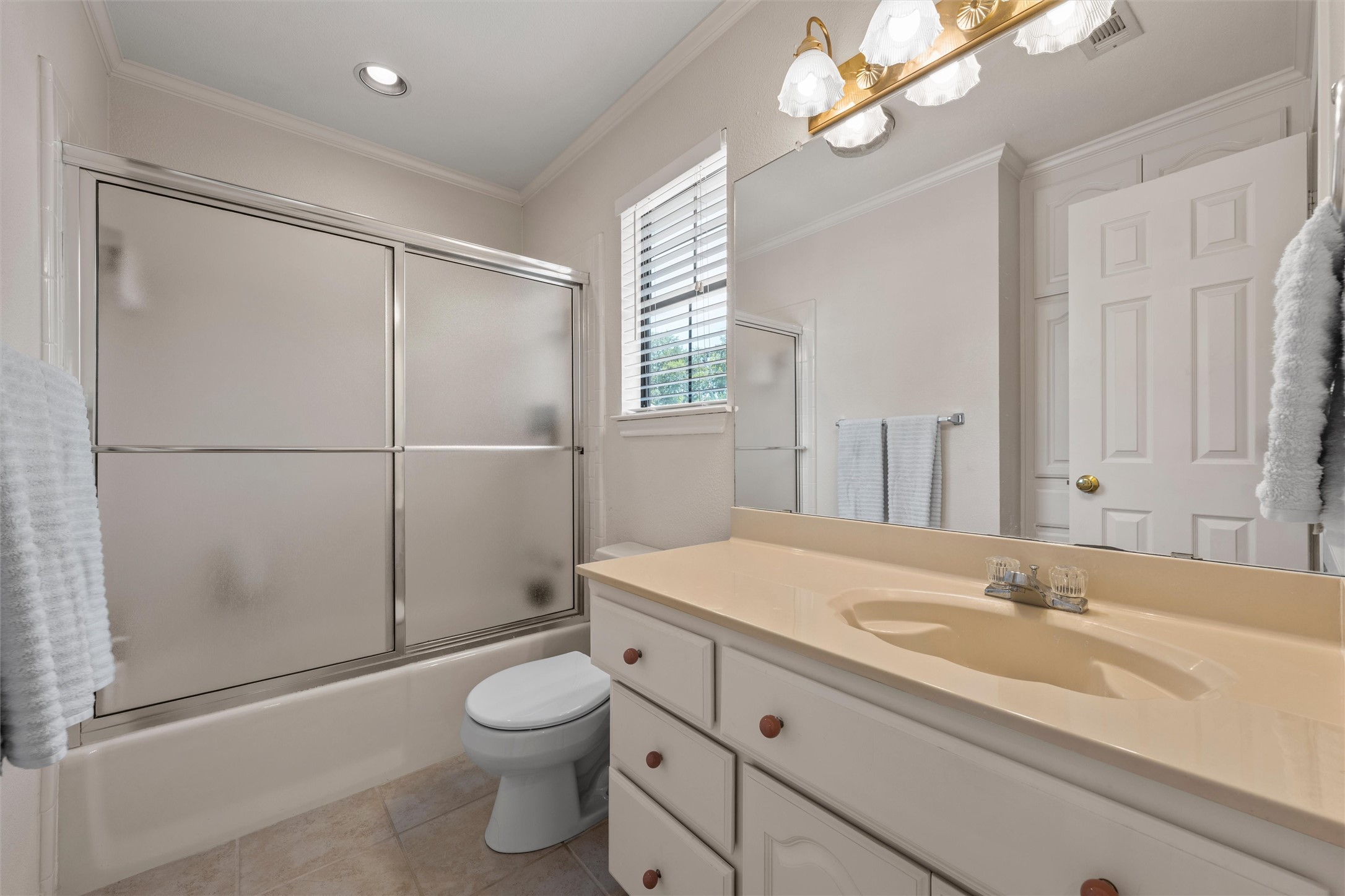 312 Tree Grove Circle