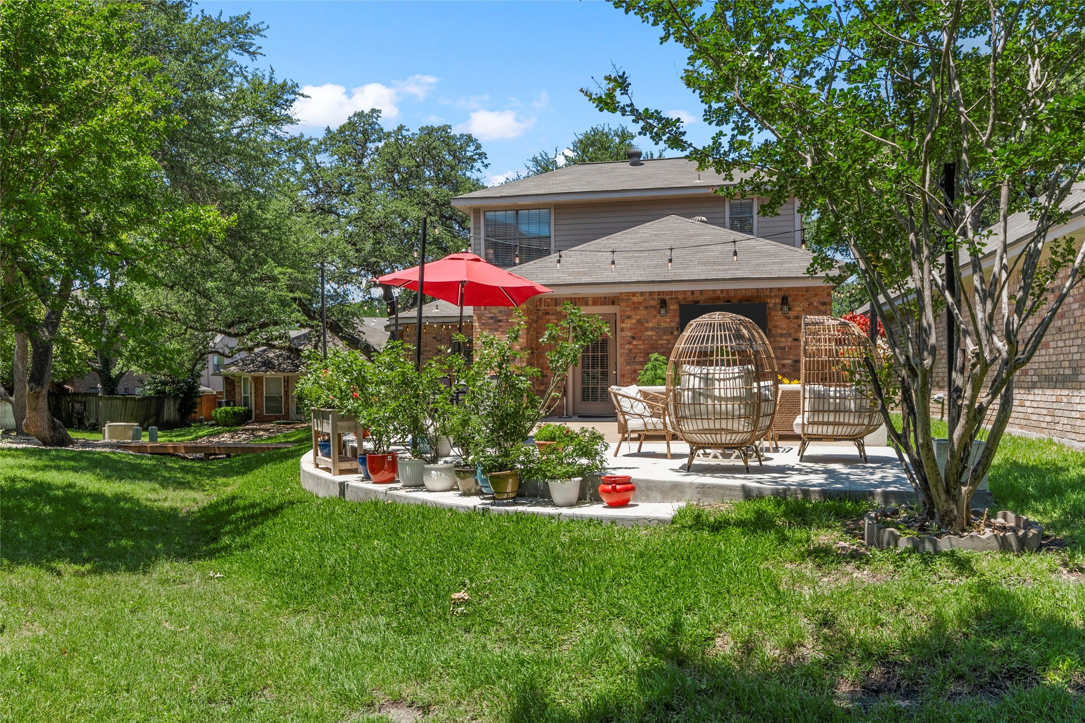 312 Tree Grove Circle