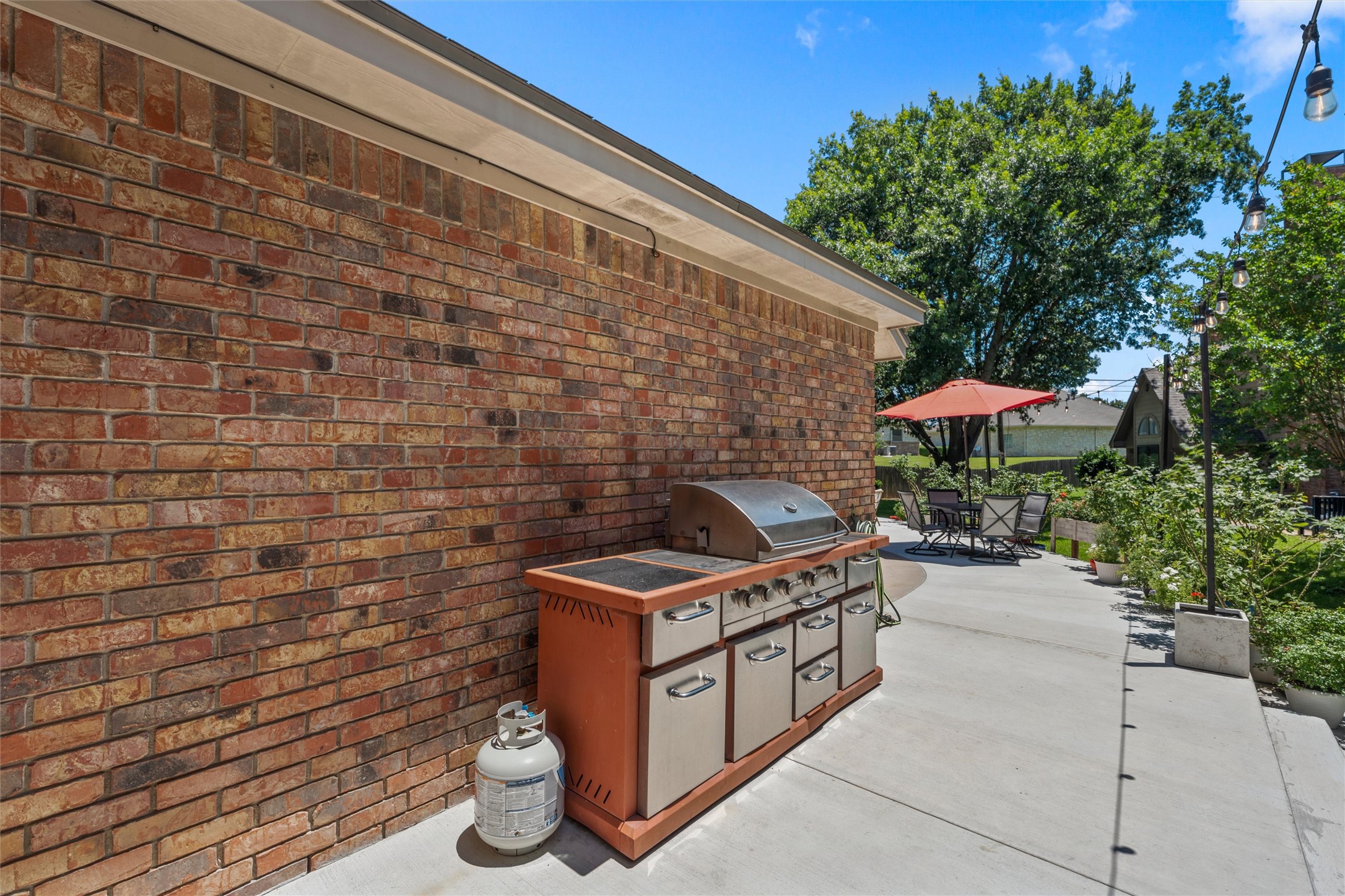 312 Tree Grove Circle