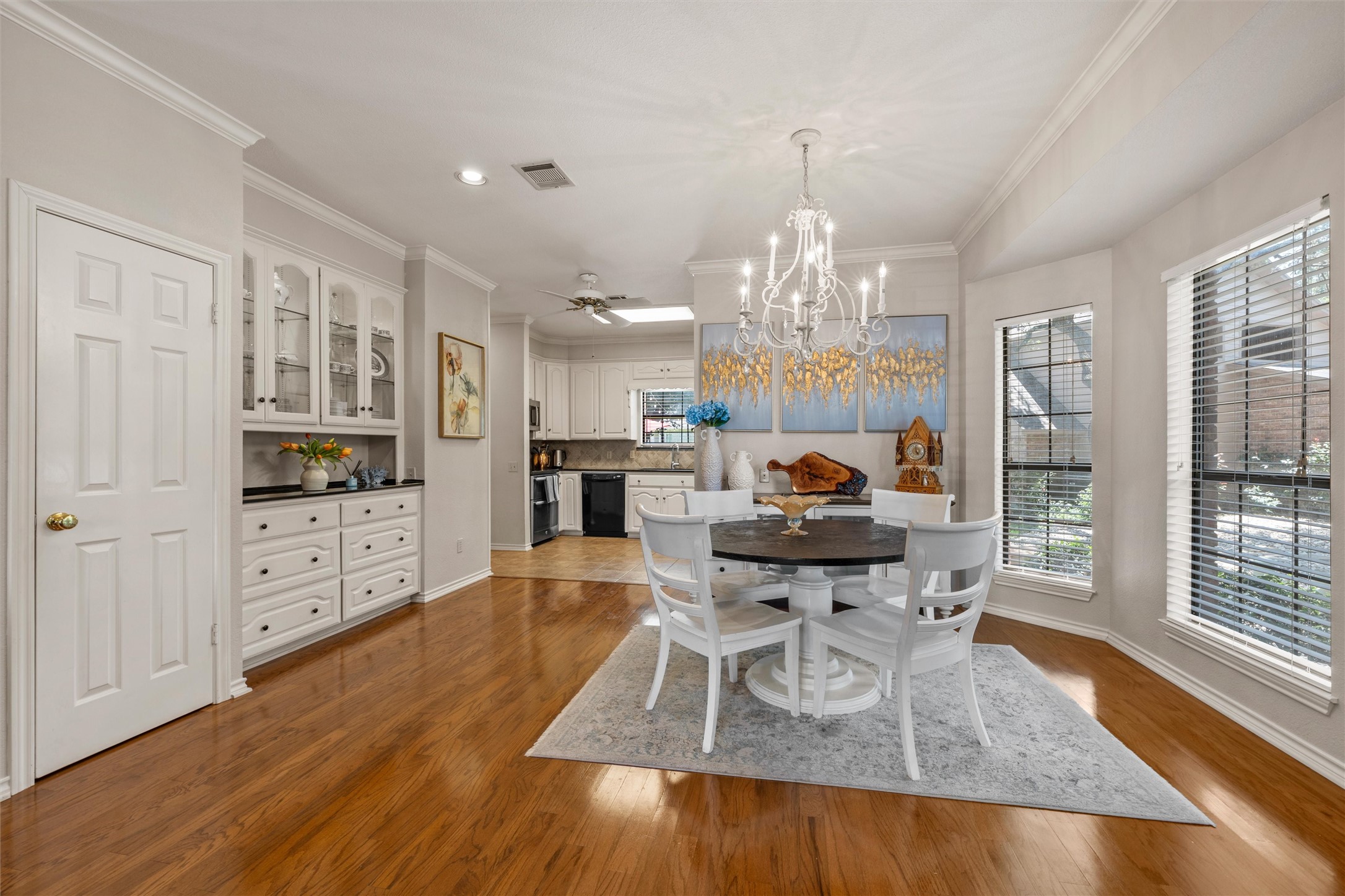 312 Tree Grove Circle