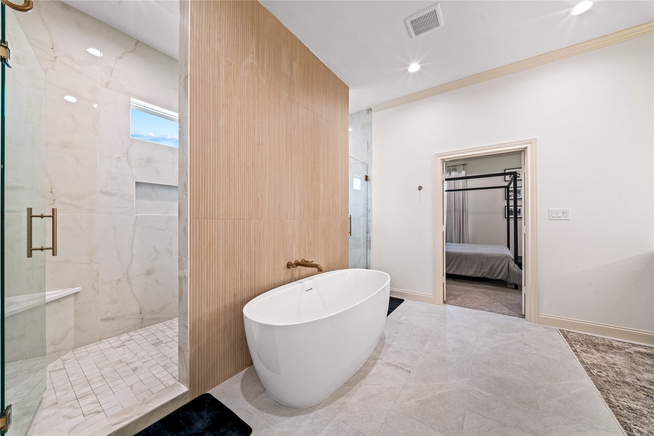 13076 Rainier Drive