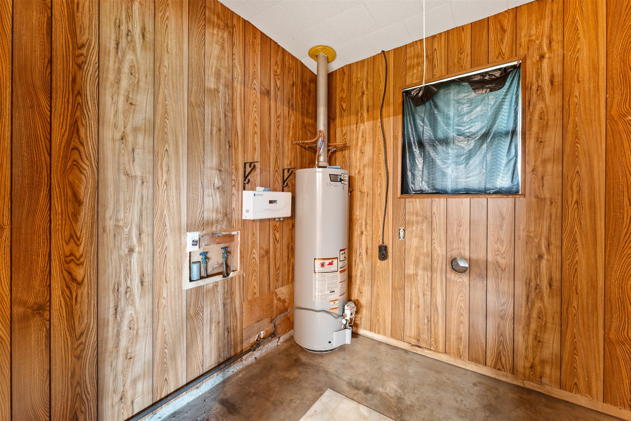 102 FM 2308