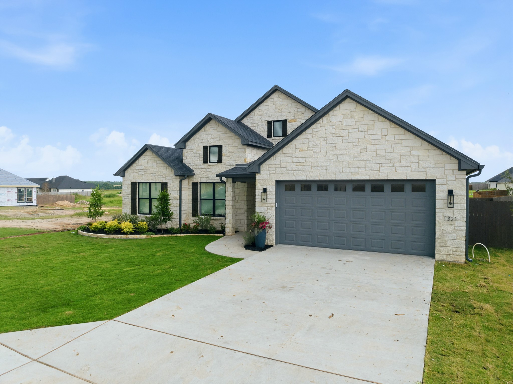 1321 Tahonta Drive