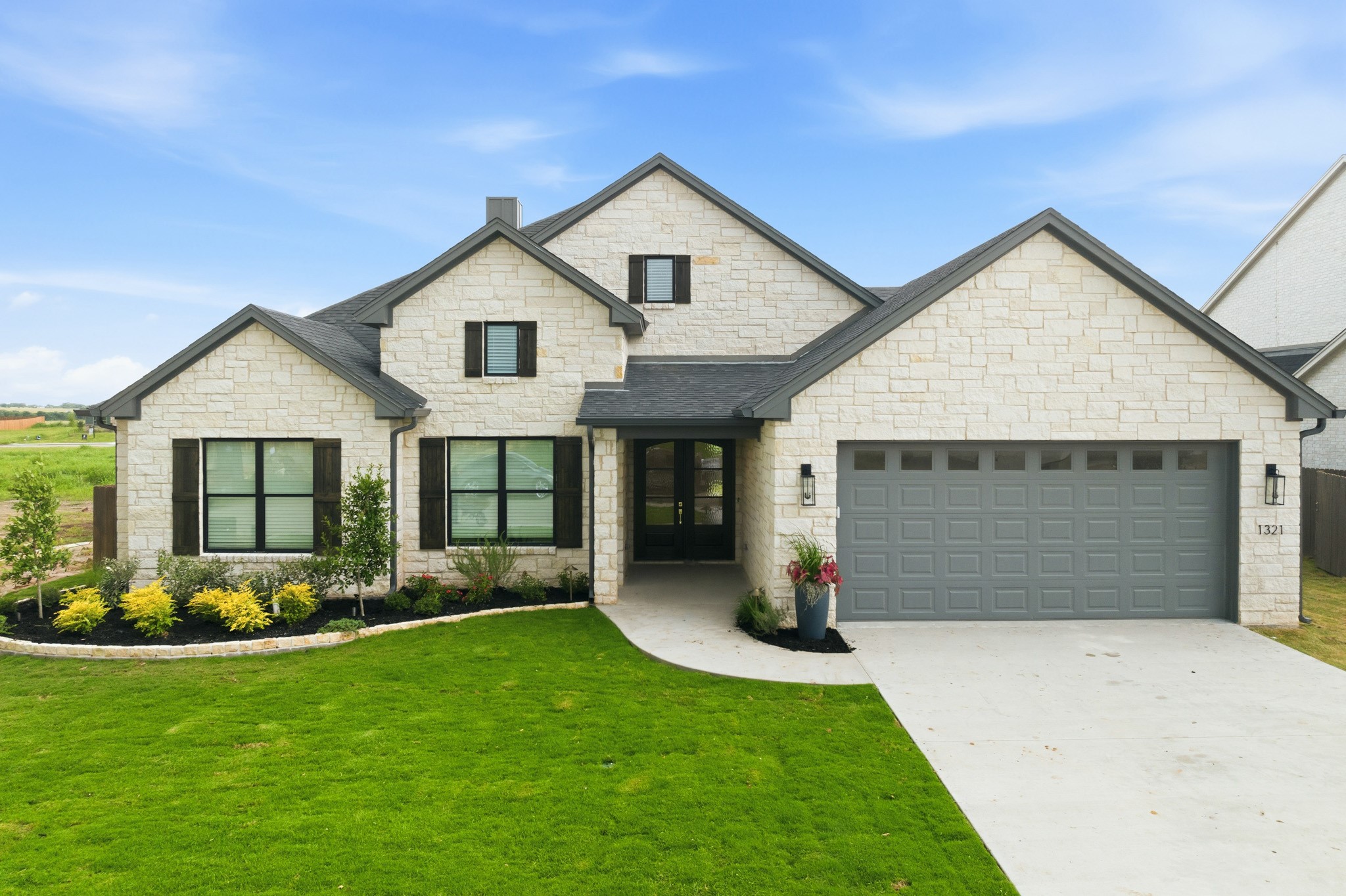 1321 Tahonta Drive