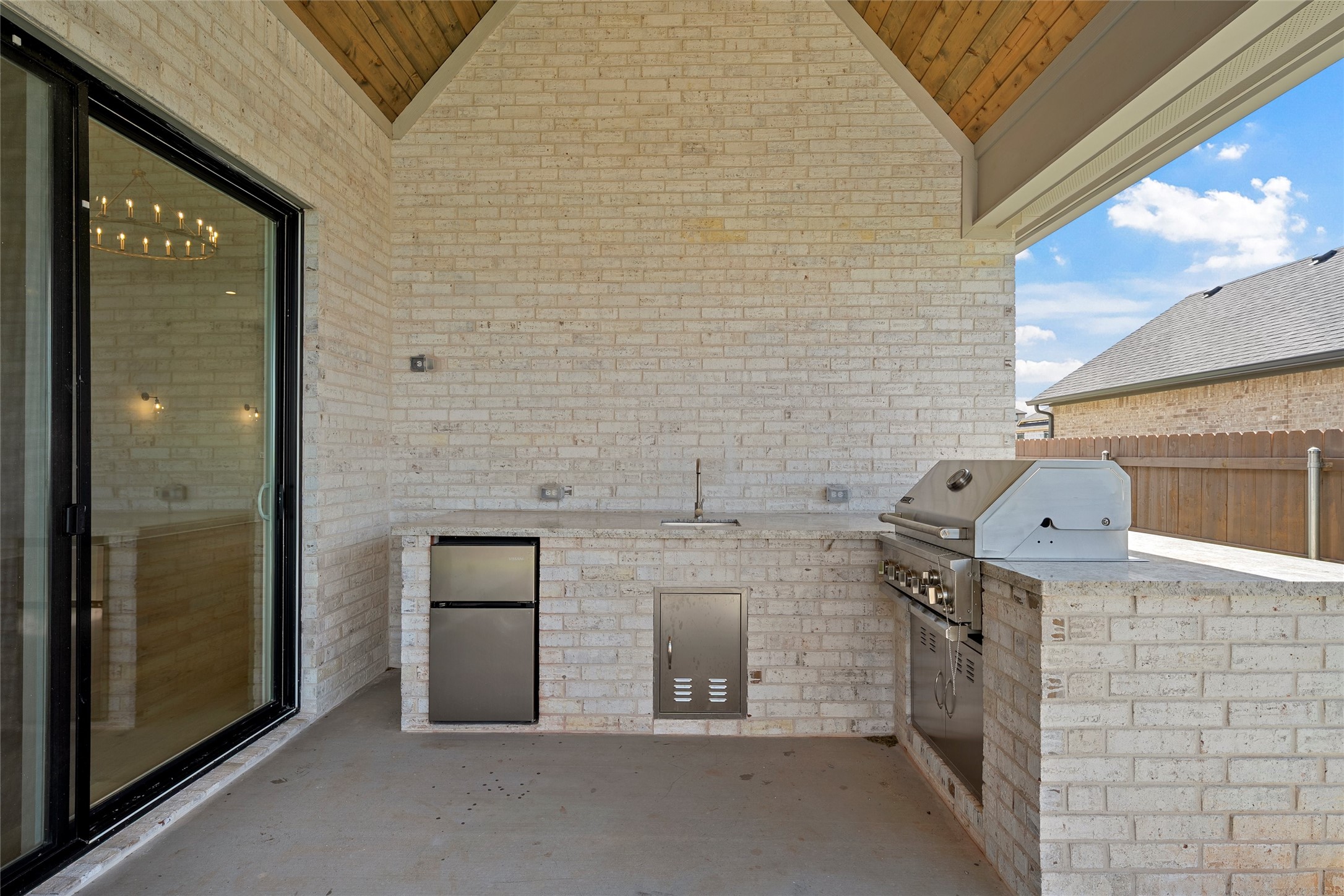 1317 Tahonta Drive