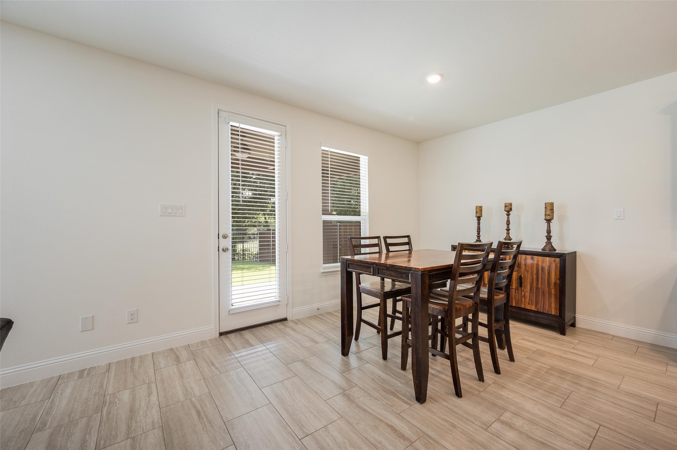 1035 Auburn Drive